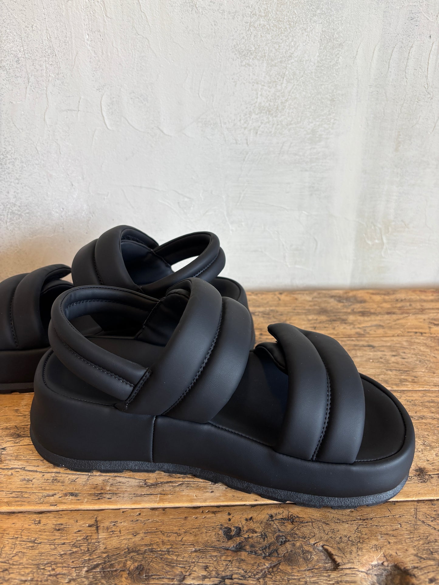 Puffer Sling Back Platform in Black