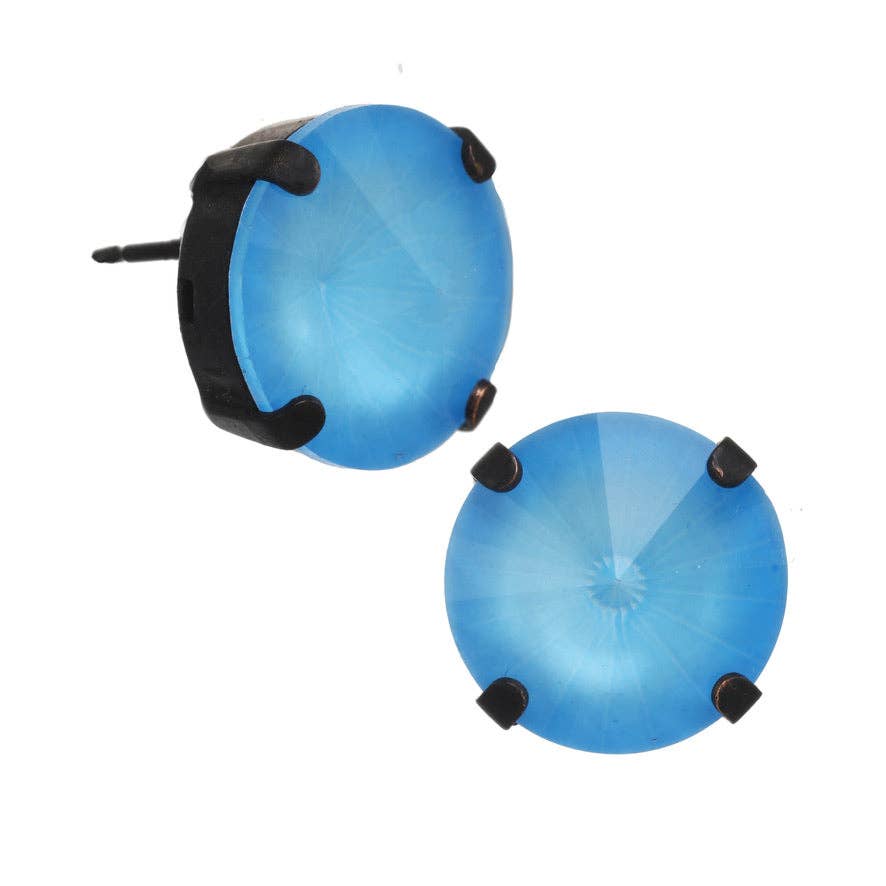 The Basics Studs in Neon