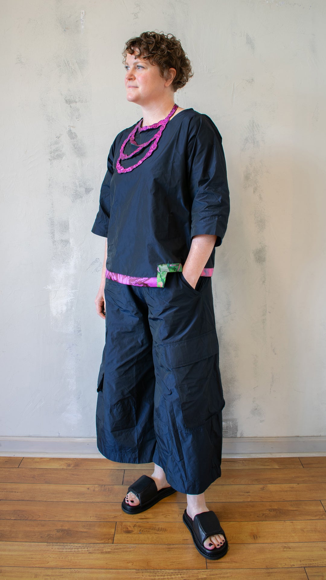 Taffeta Contrast Hem Navy Pullover