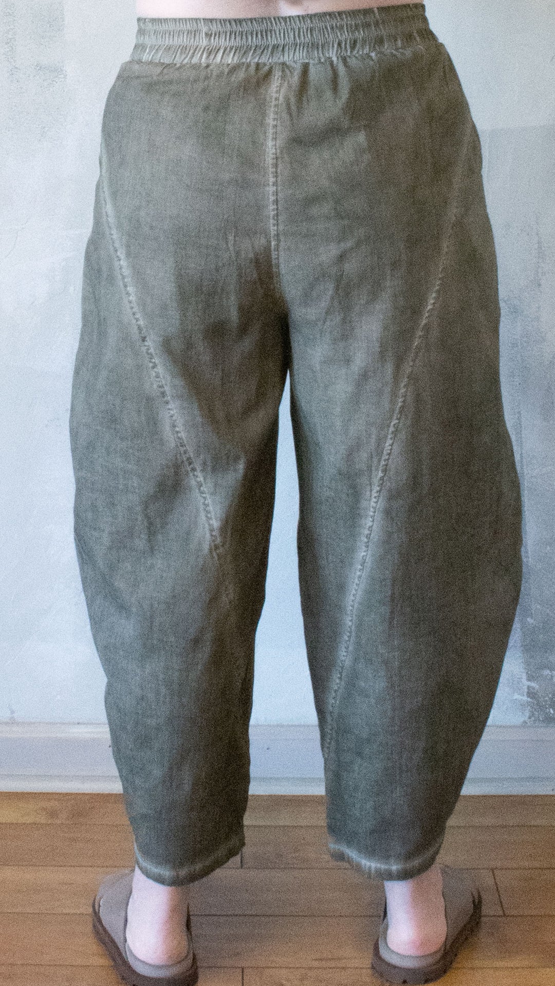 Mineral Wash Barrel Pant