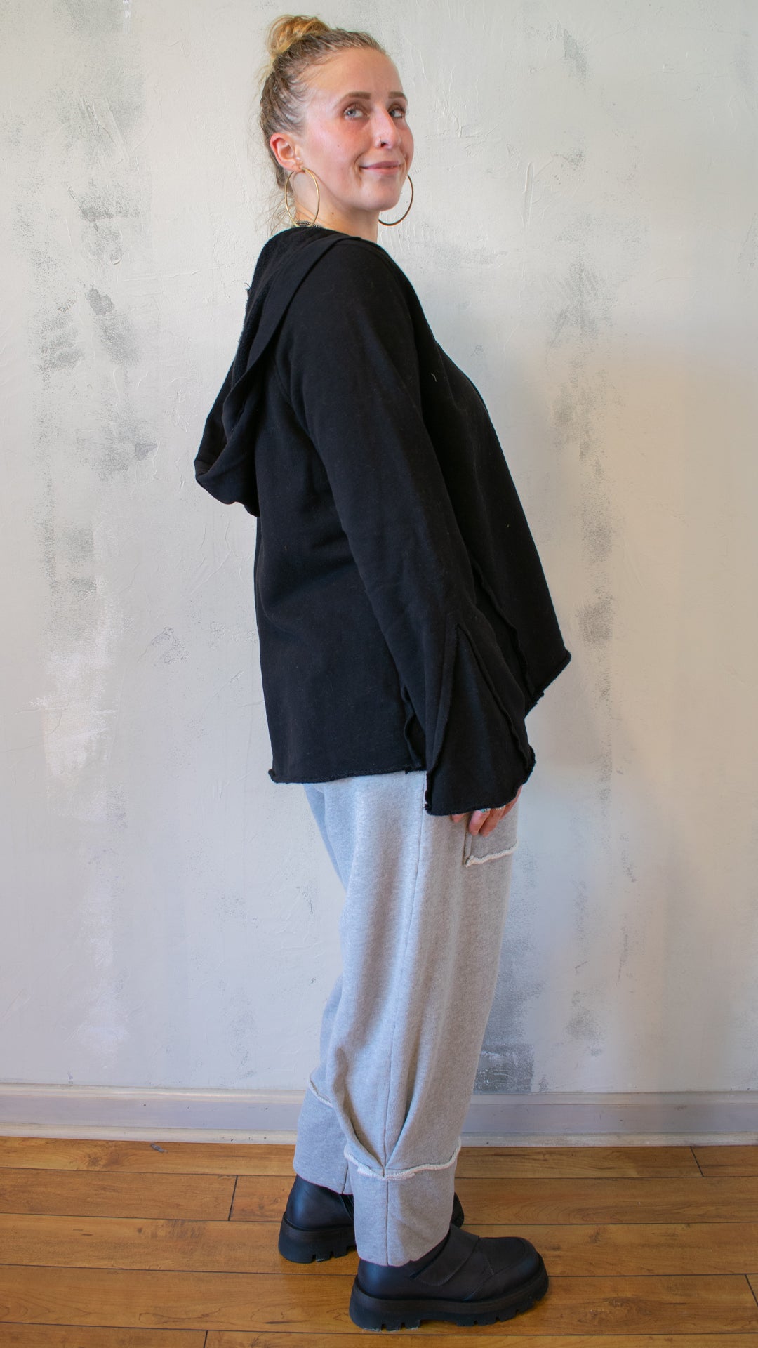 Hooded Pullover
