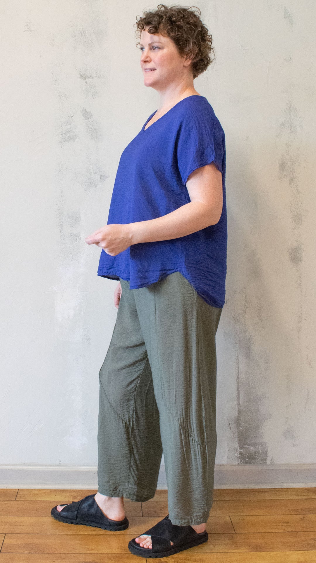 Basic V Neck Tee