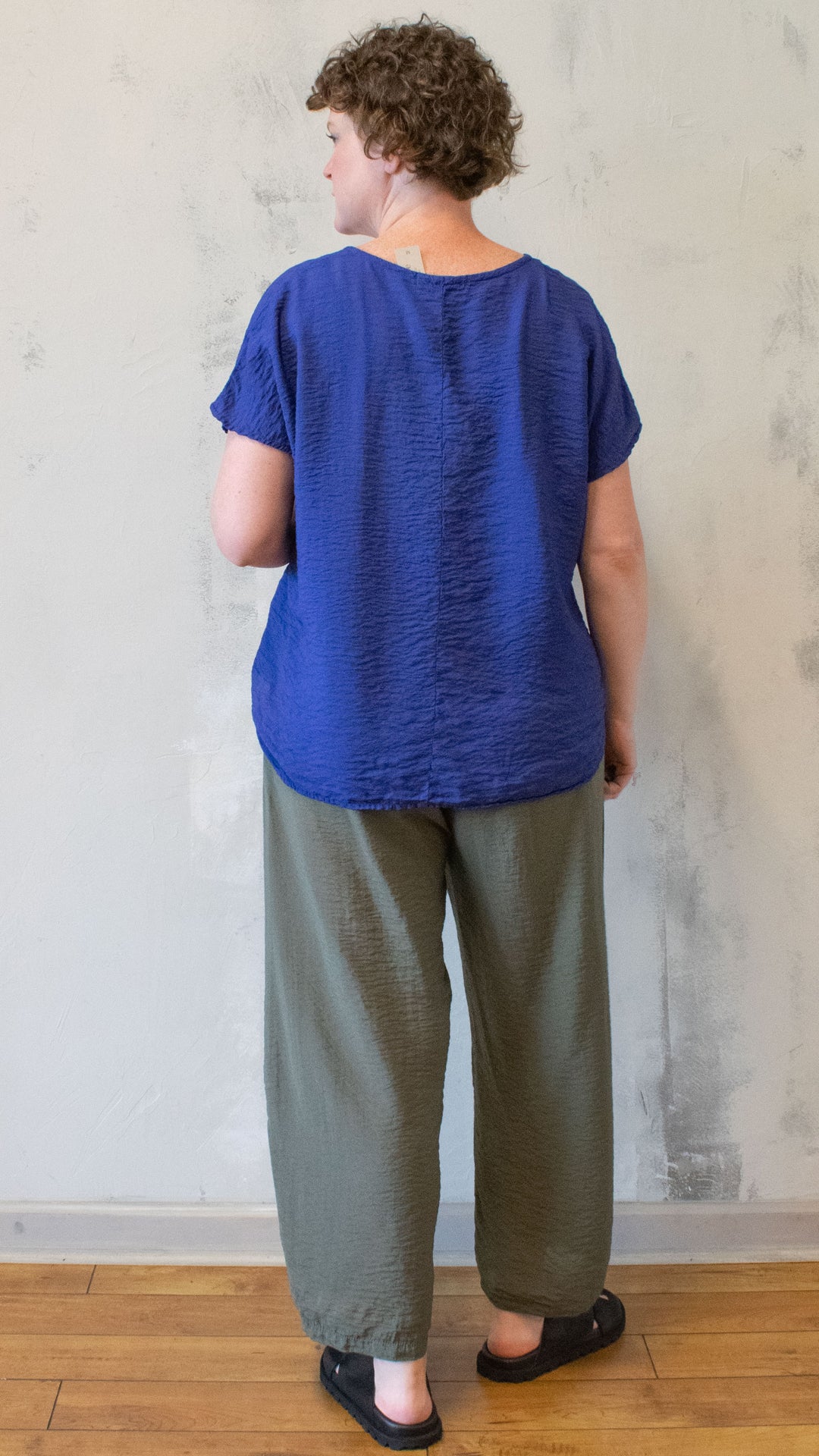 Basic V Neck Tee