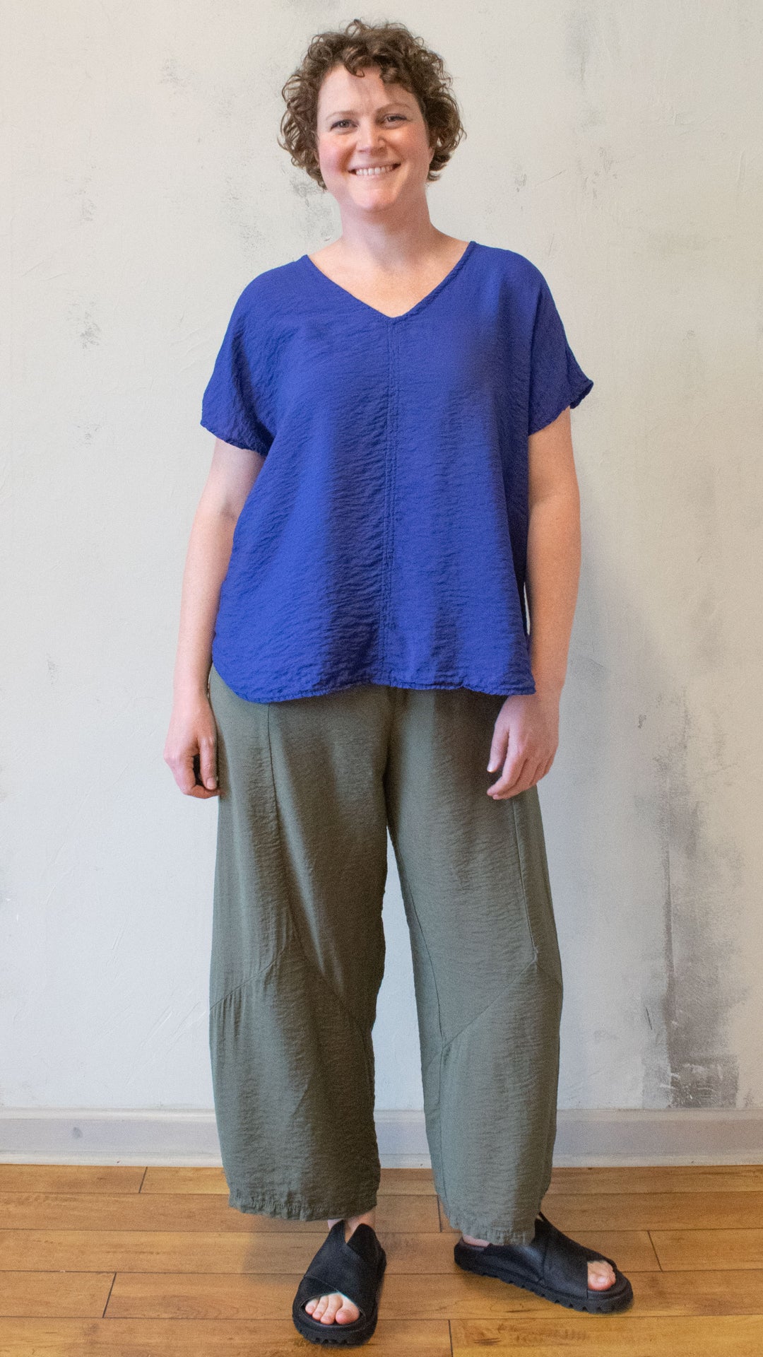 Basic V Neck Tee