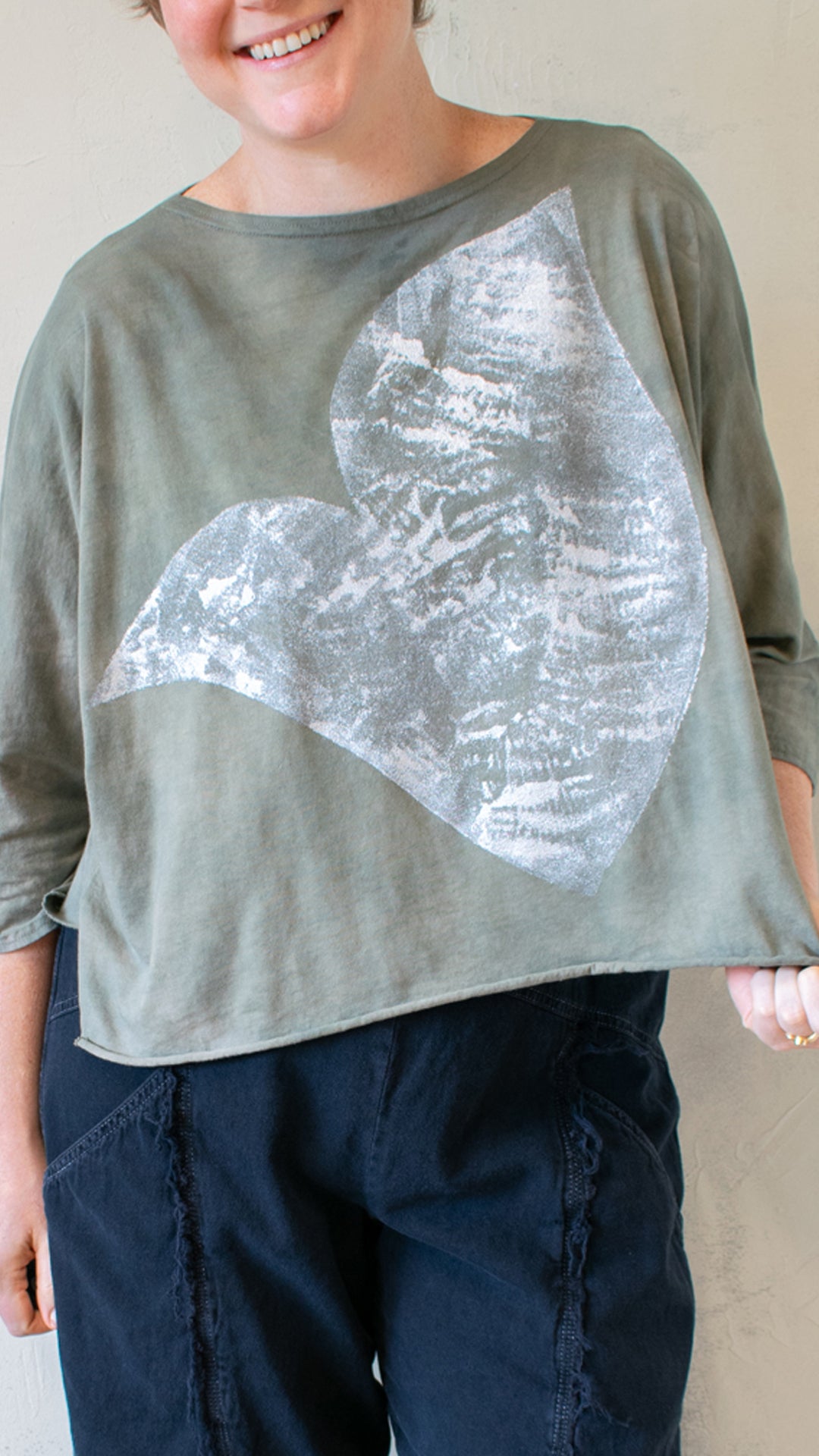 Luna T in Rock Graphic
