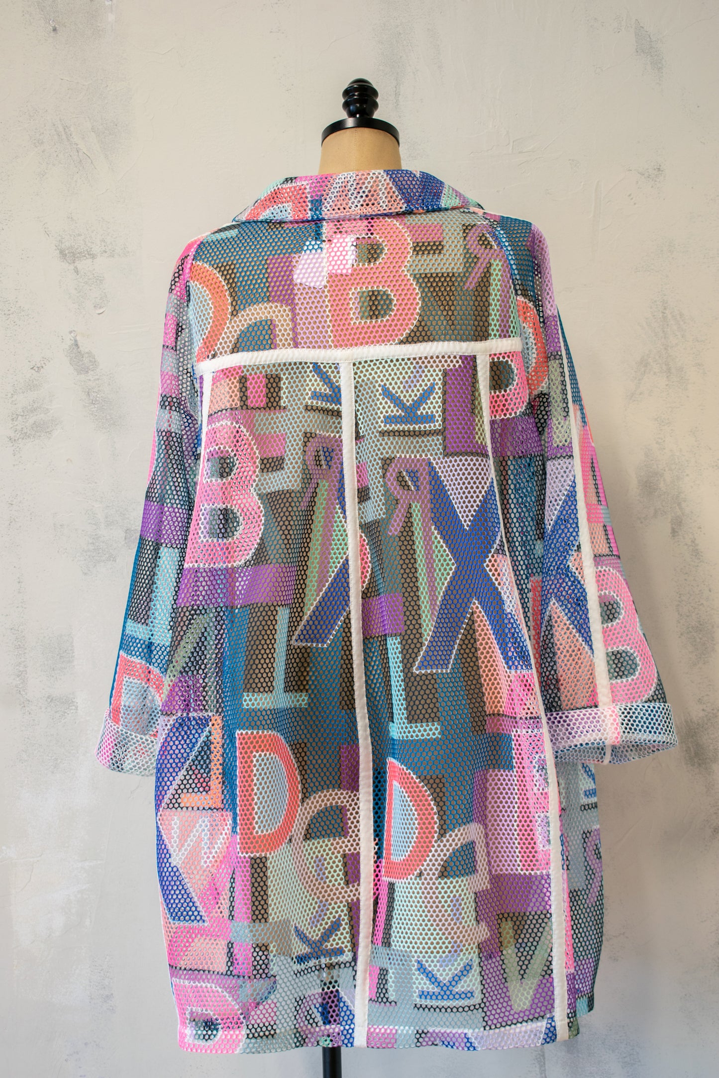 NY77; Printed Macro Mesh Coat