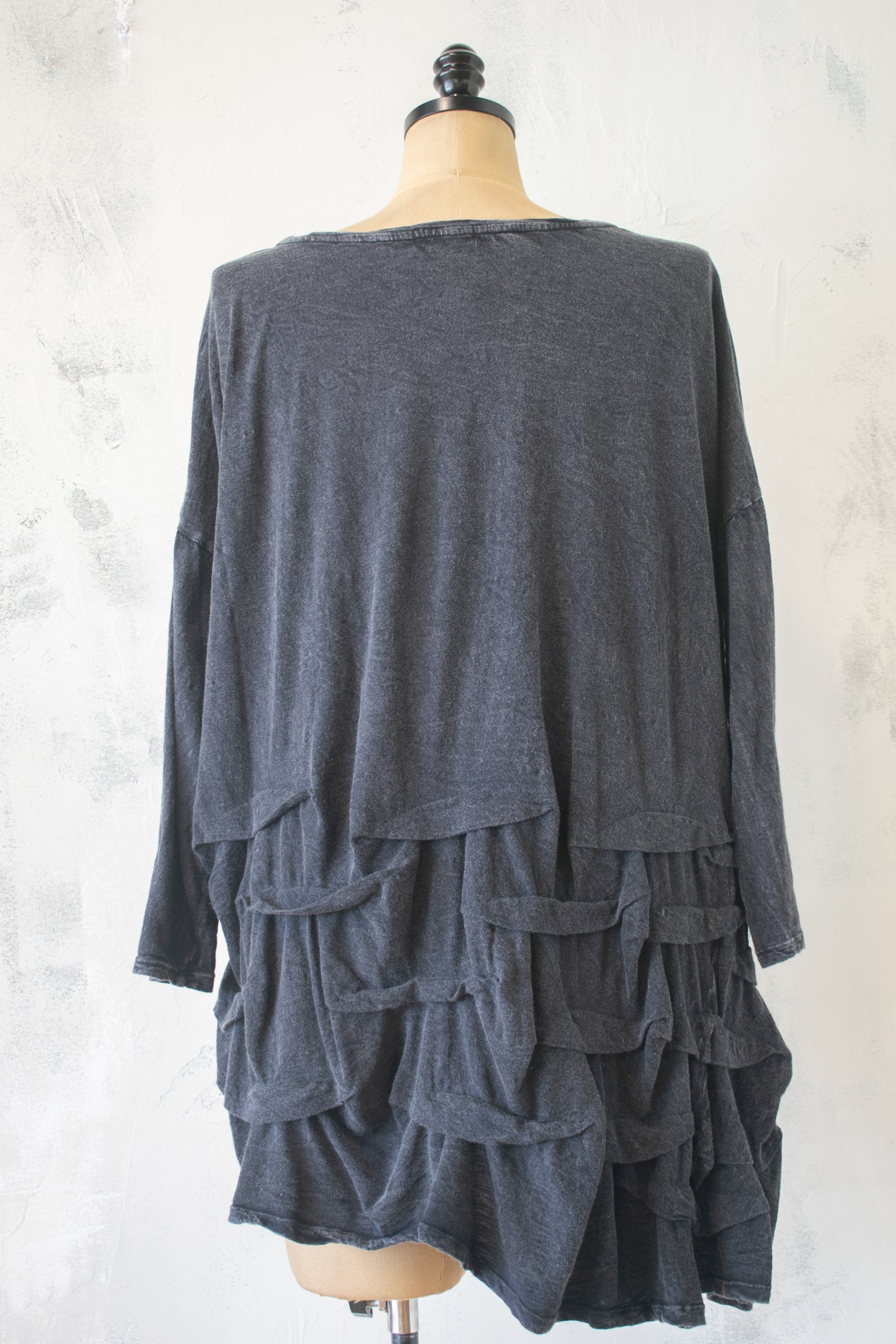 Krista Larson; Wavey Shirt in Charcoal