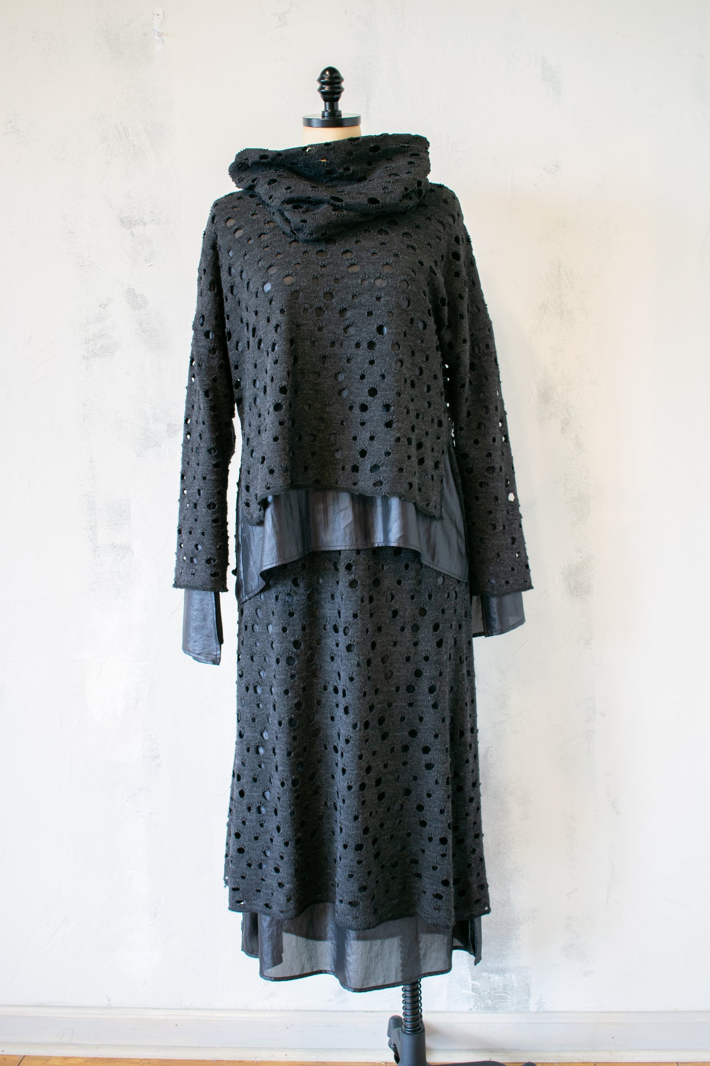 Ozai n Ku; Eyelet Cowl