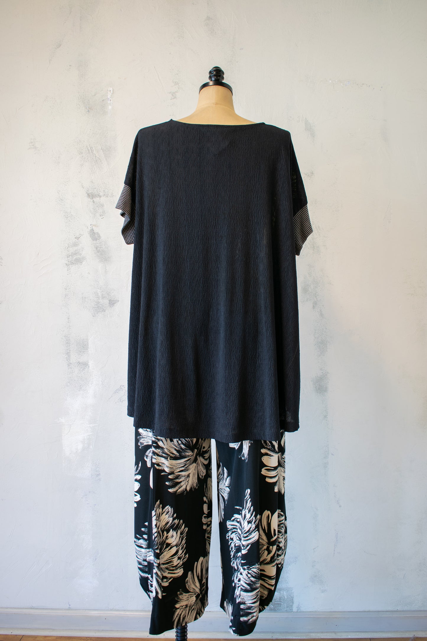 Alembika; Floral Print Black and White Top