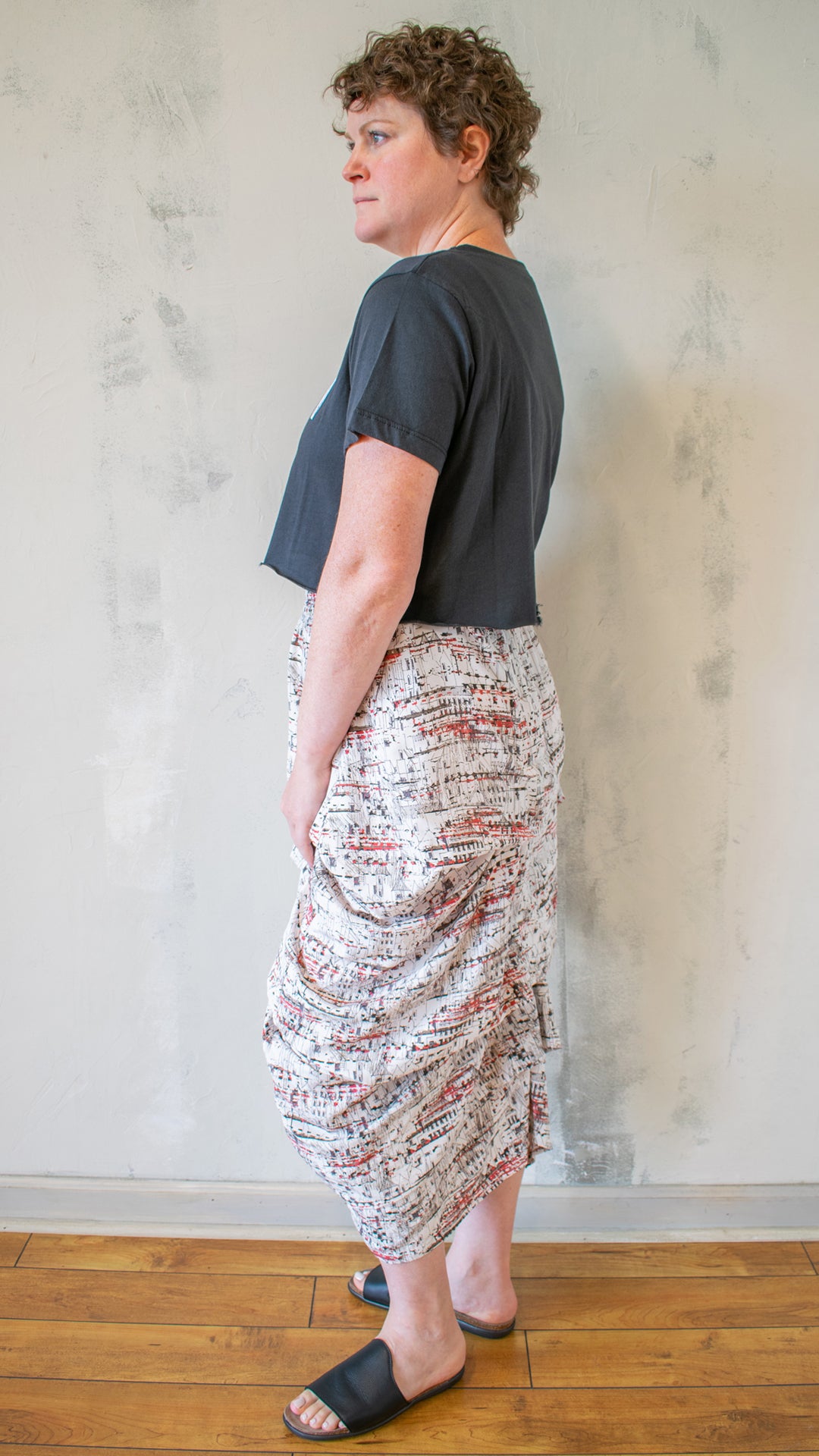 Tuck Skirt in City Sketch