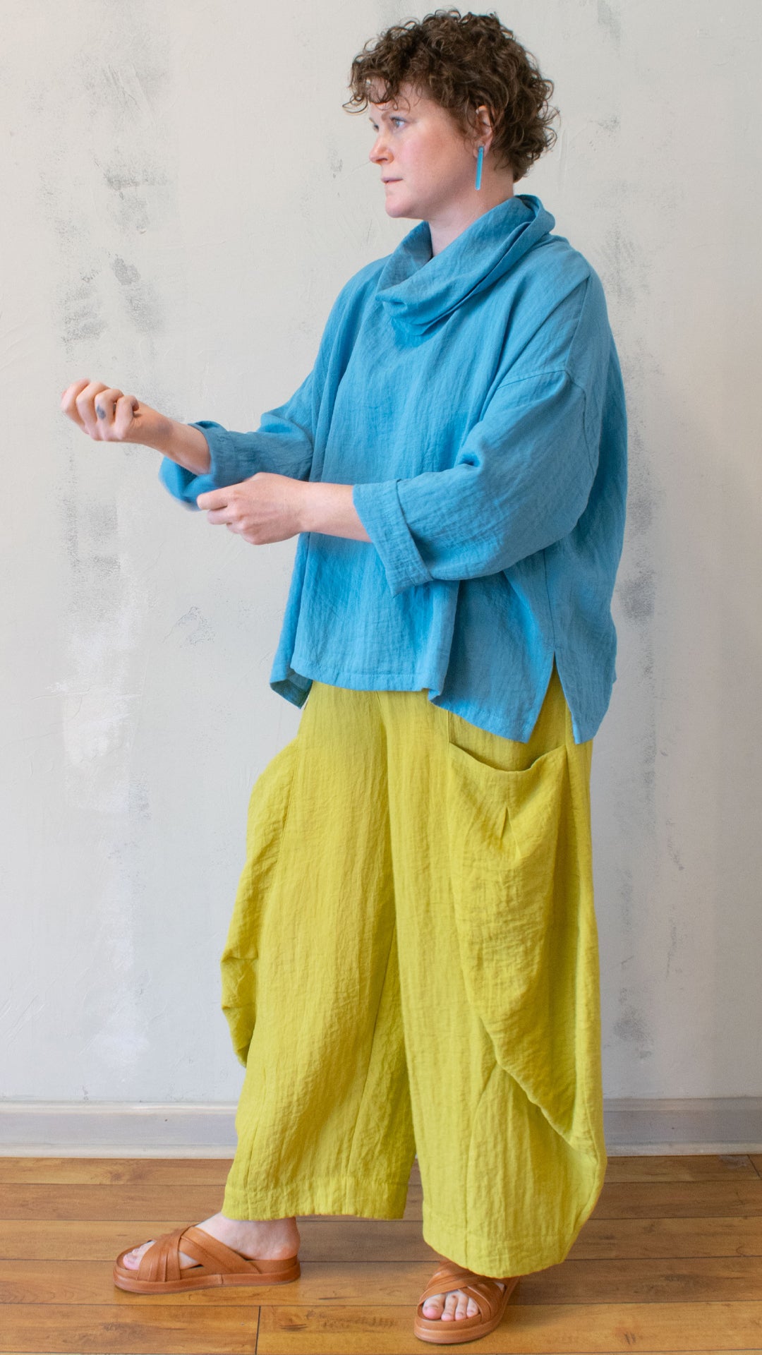Travel Fabric Cowl Top (Multiple Colors)