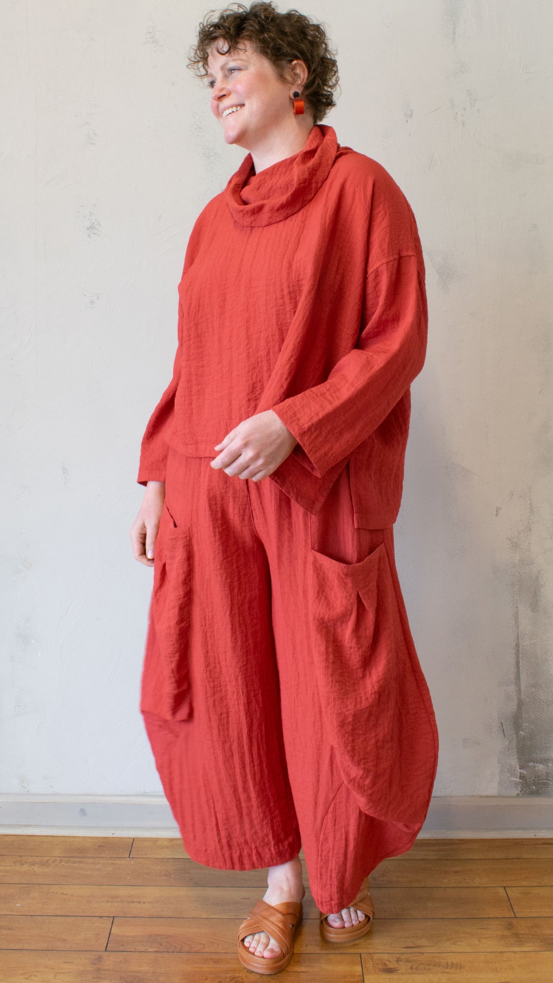 Travel Fabric Cowl Top (Multiple Colors)