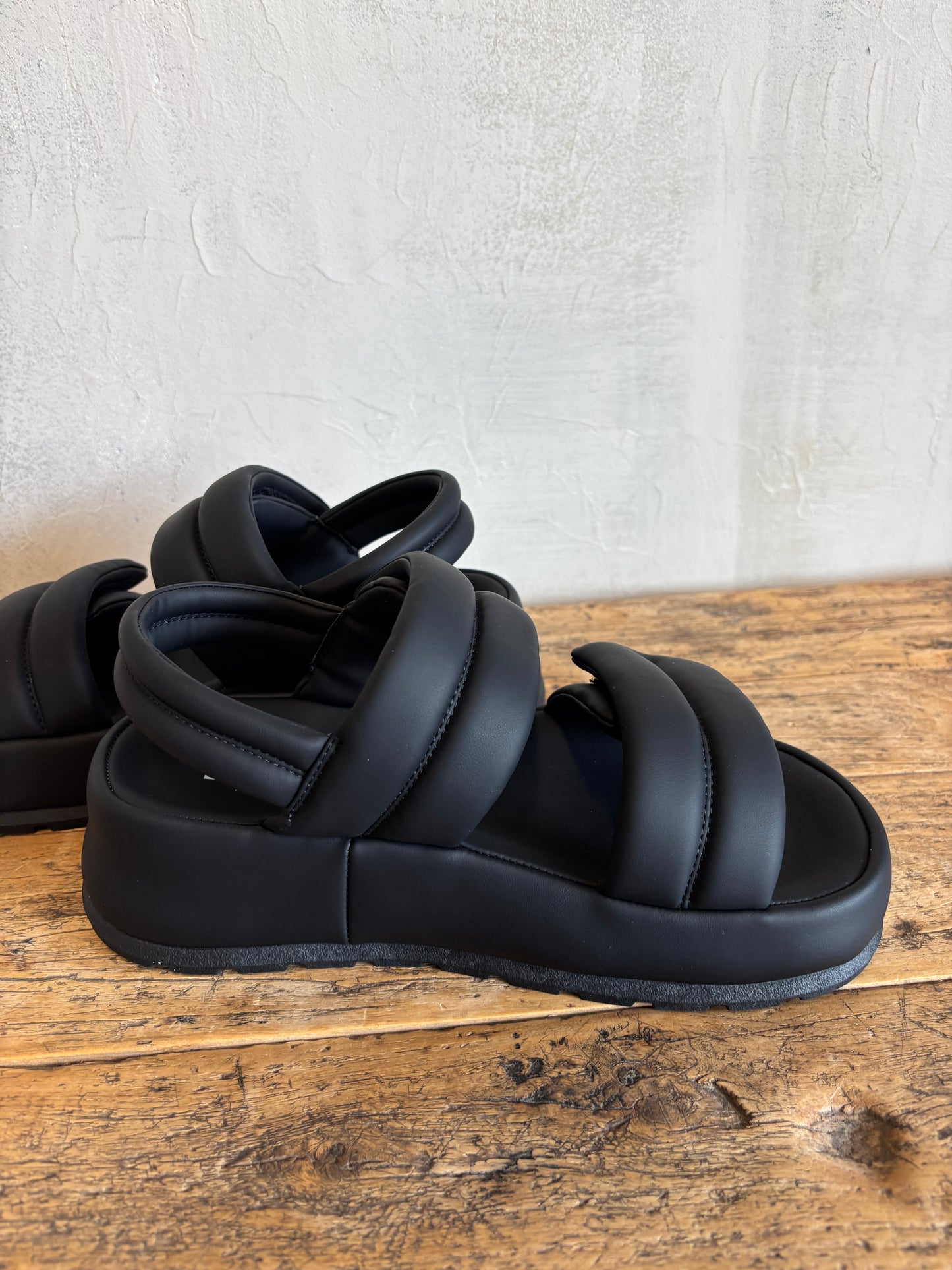 Puffer Sling Back Platform in Black