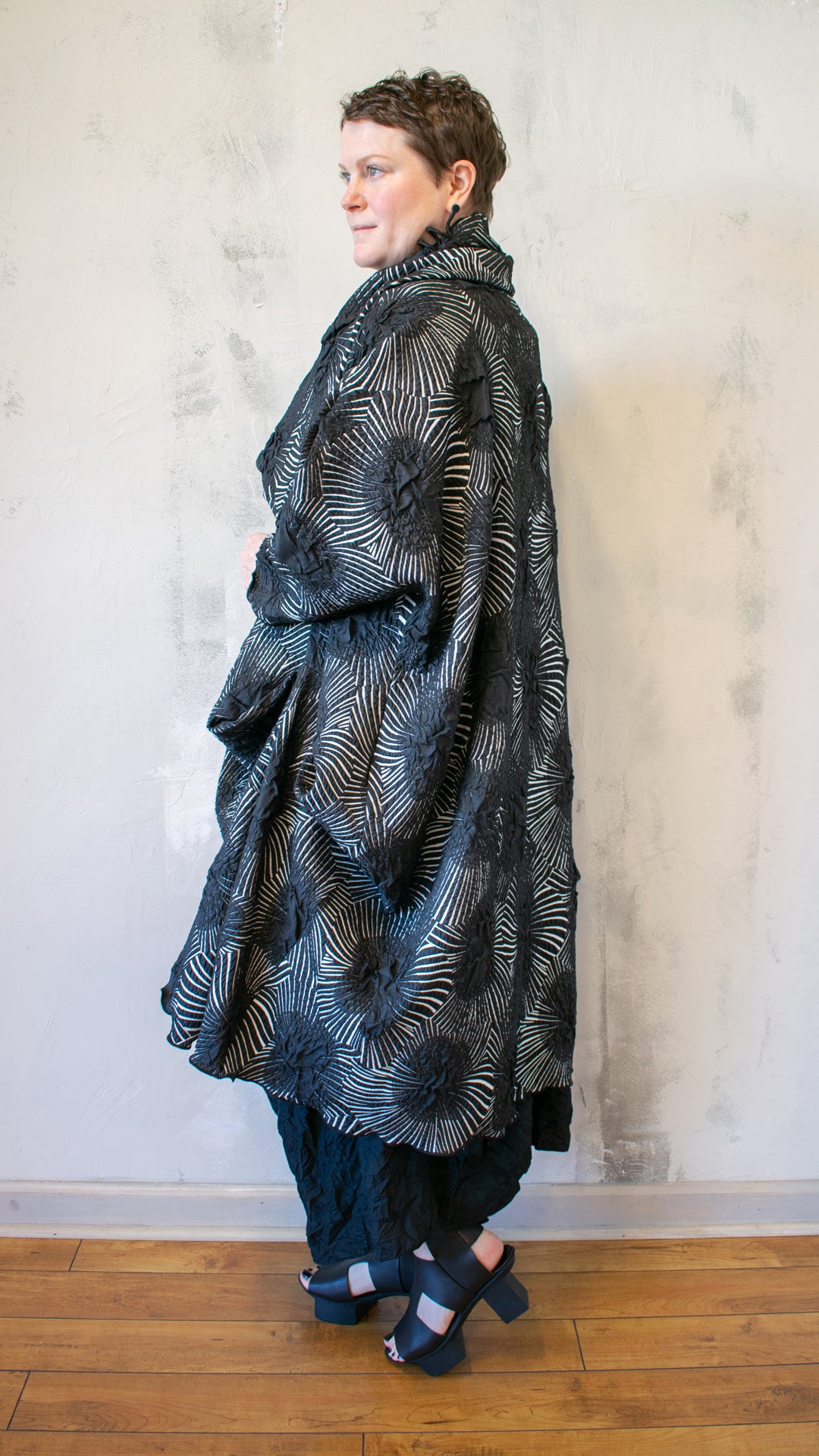 Crinkle Flower Cocoon Jacket