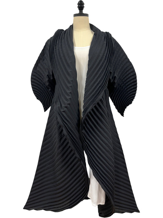 Pleated Duster in Black