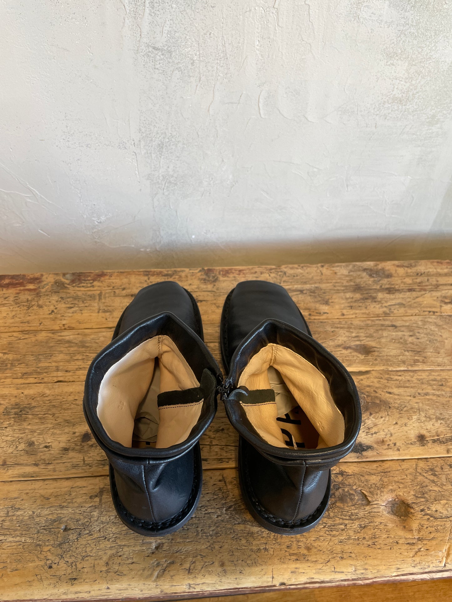 Juice Boot in Black