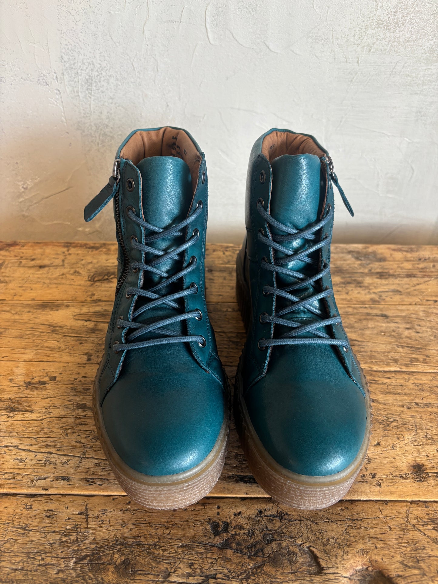 Saphire Boot