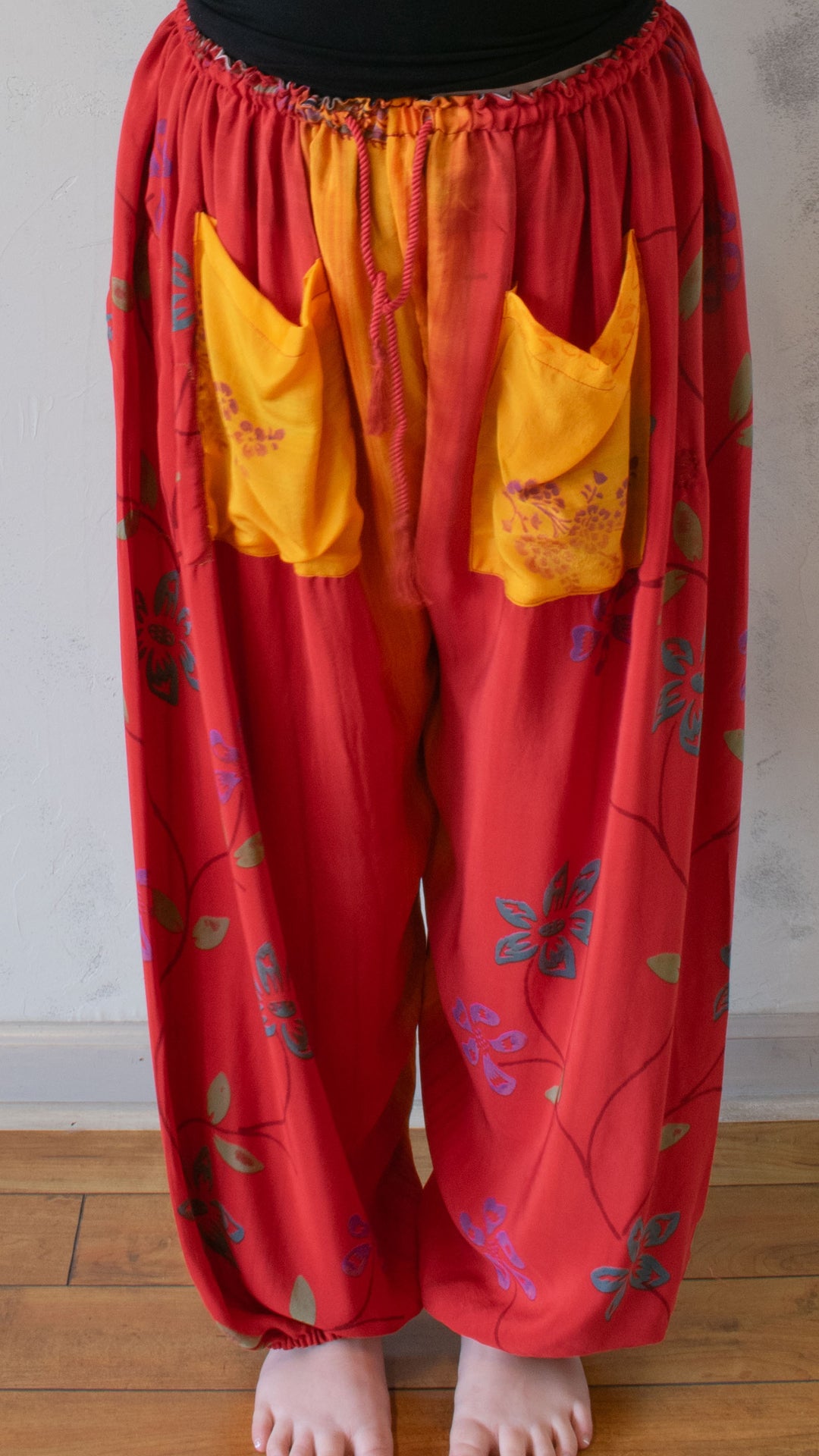 Duality Silk Jogger (Multiple Colors)