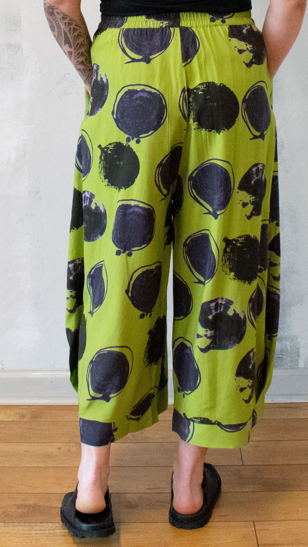 Lolita Pants in Green