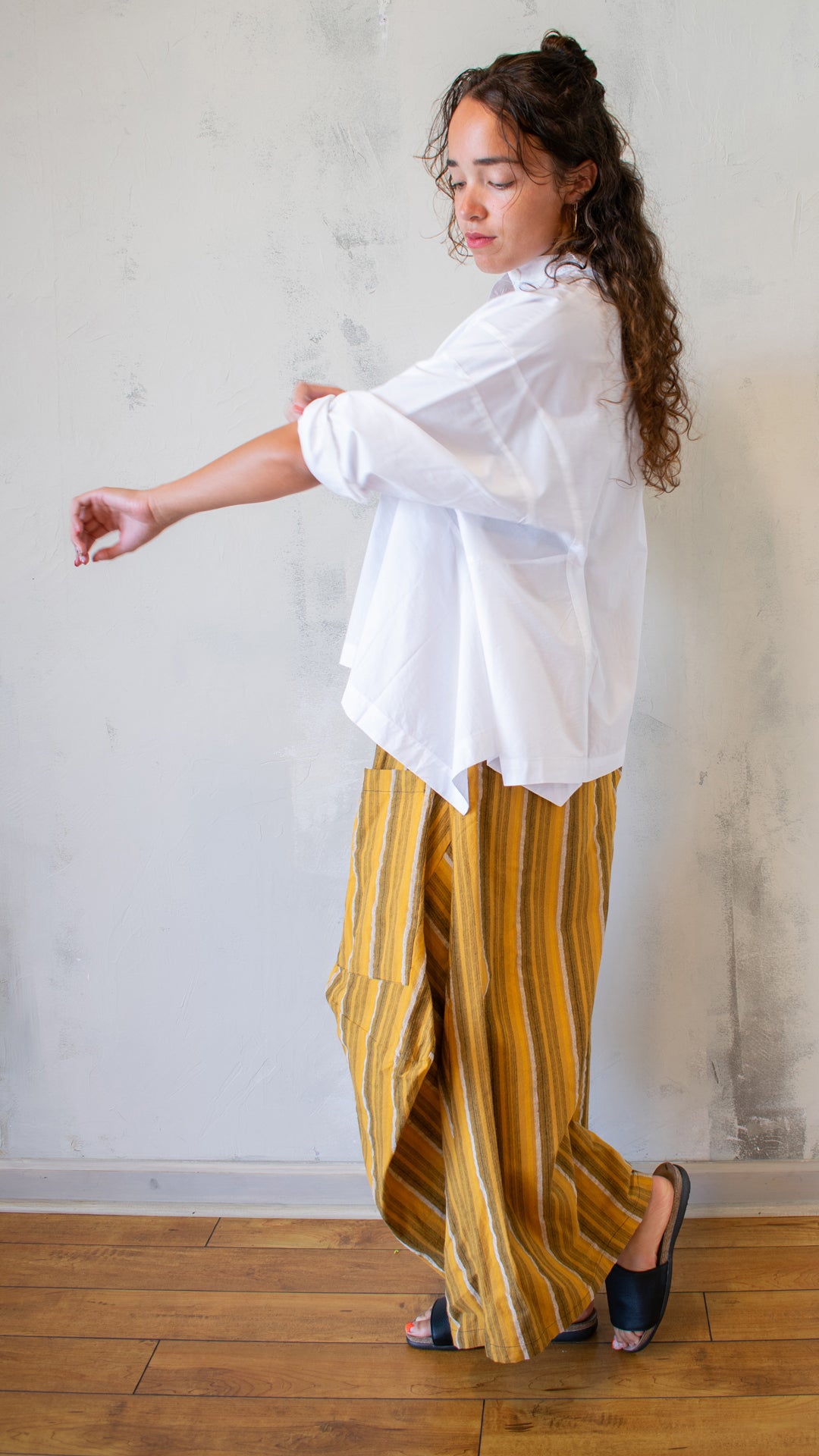 Angular Button Up