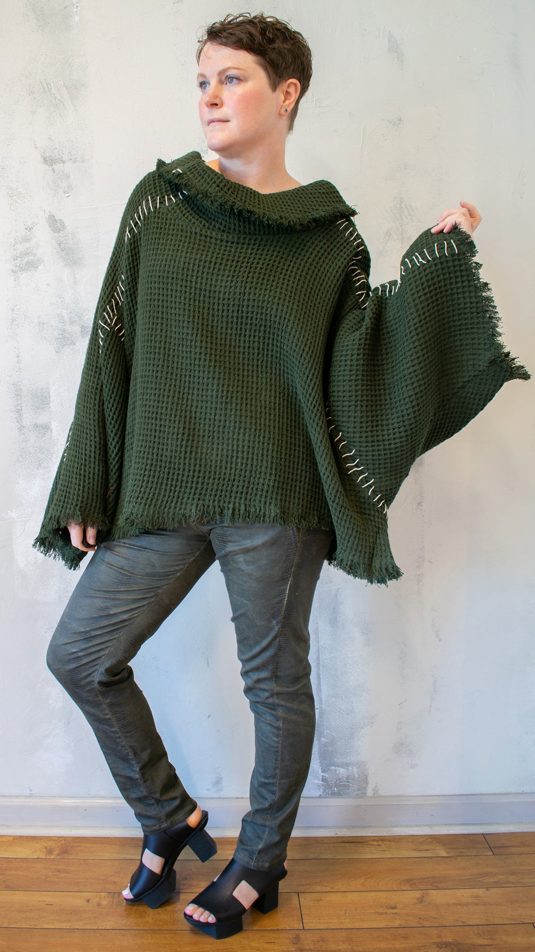 Blanket Stitch Waffle Pullover in Forest