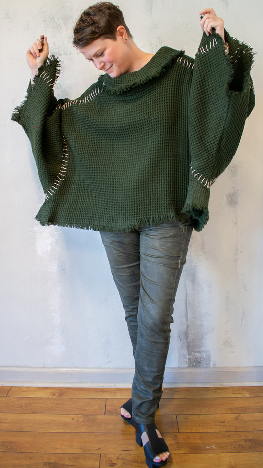 Blanket Stitch Waffle Pullover in Forest