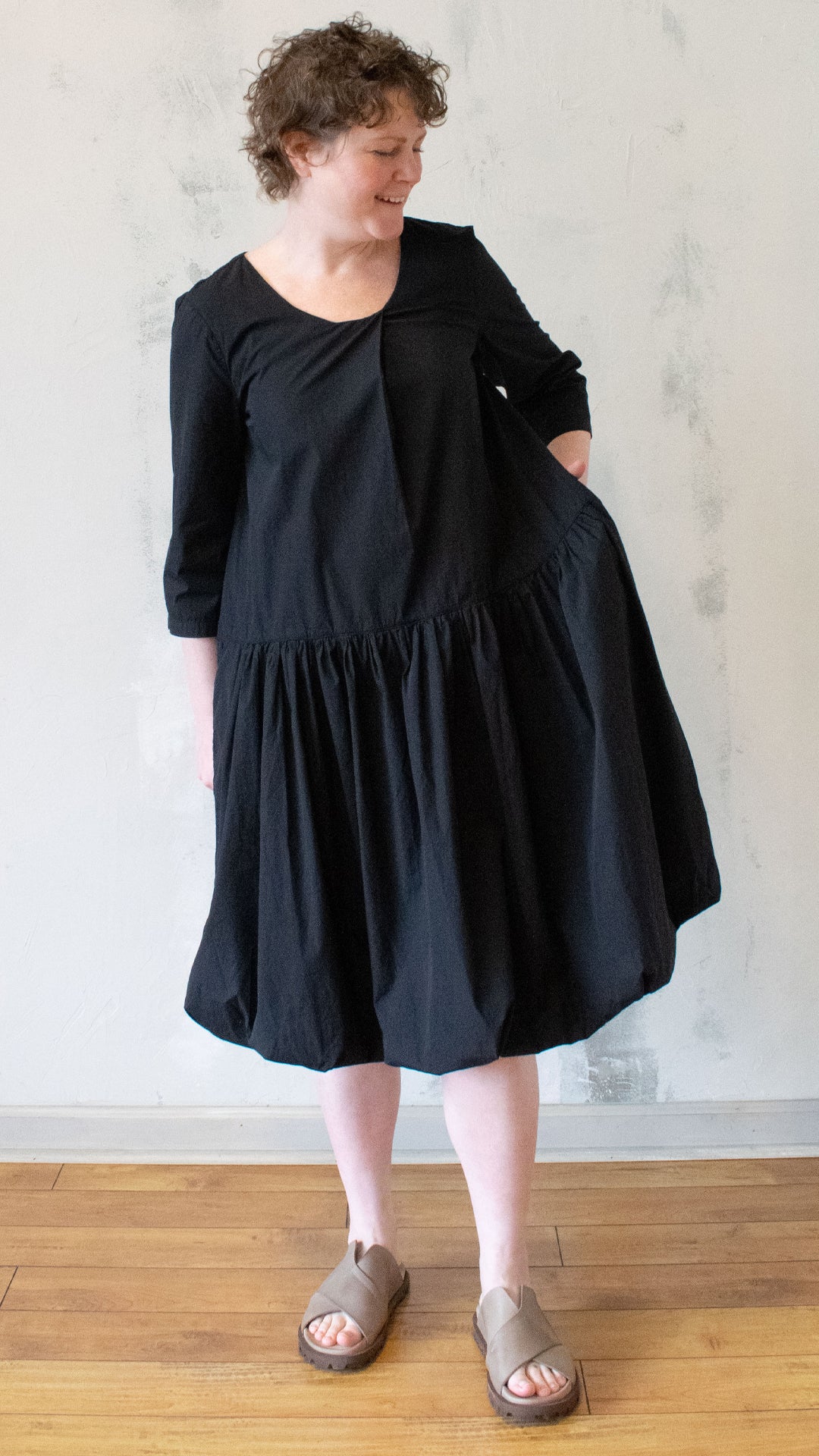 Drop Waist in Black