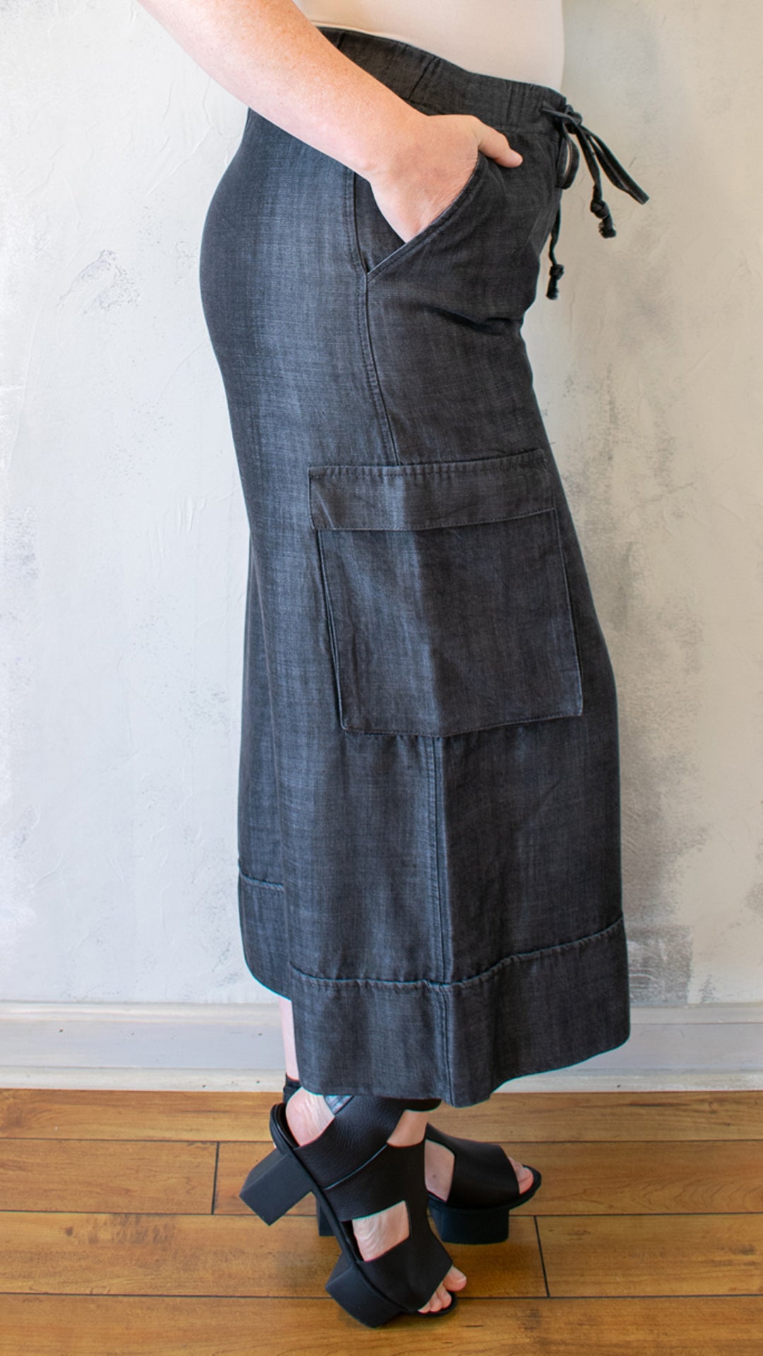 Chambray Gaucho Cargo Pant