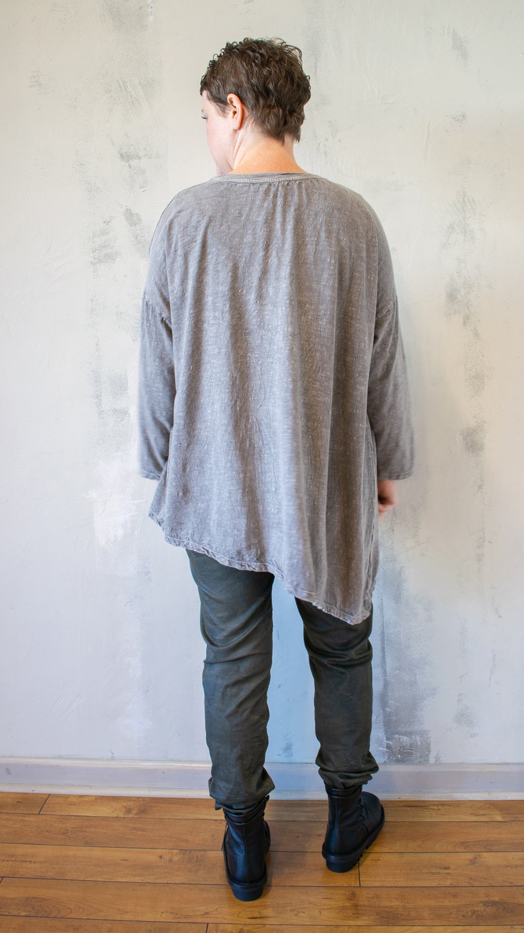 Folklore T-Shirt Long Sleeve in Ash