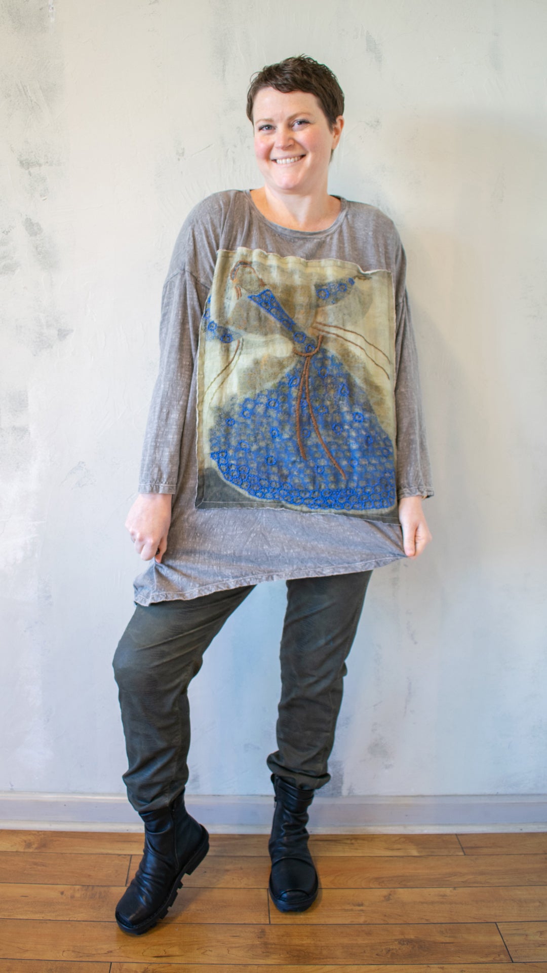 Folklore T-Shirt Long Sleeve in Ash