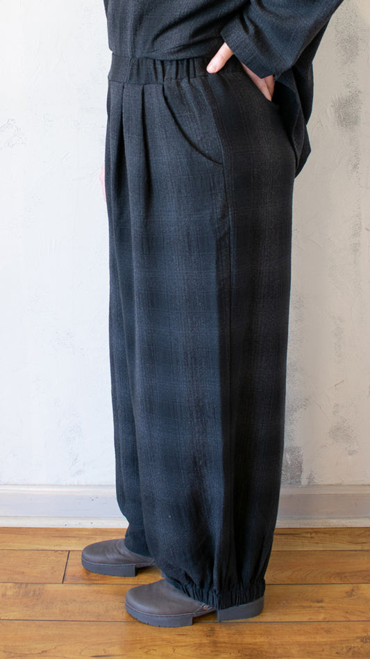 Anthracite Plaid Trouser