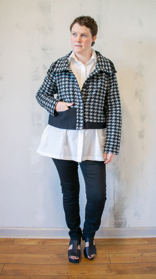 Cropped Houndstooth Jacket