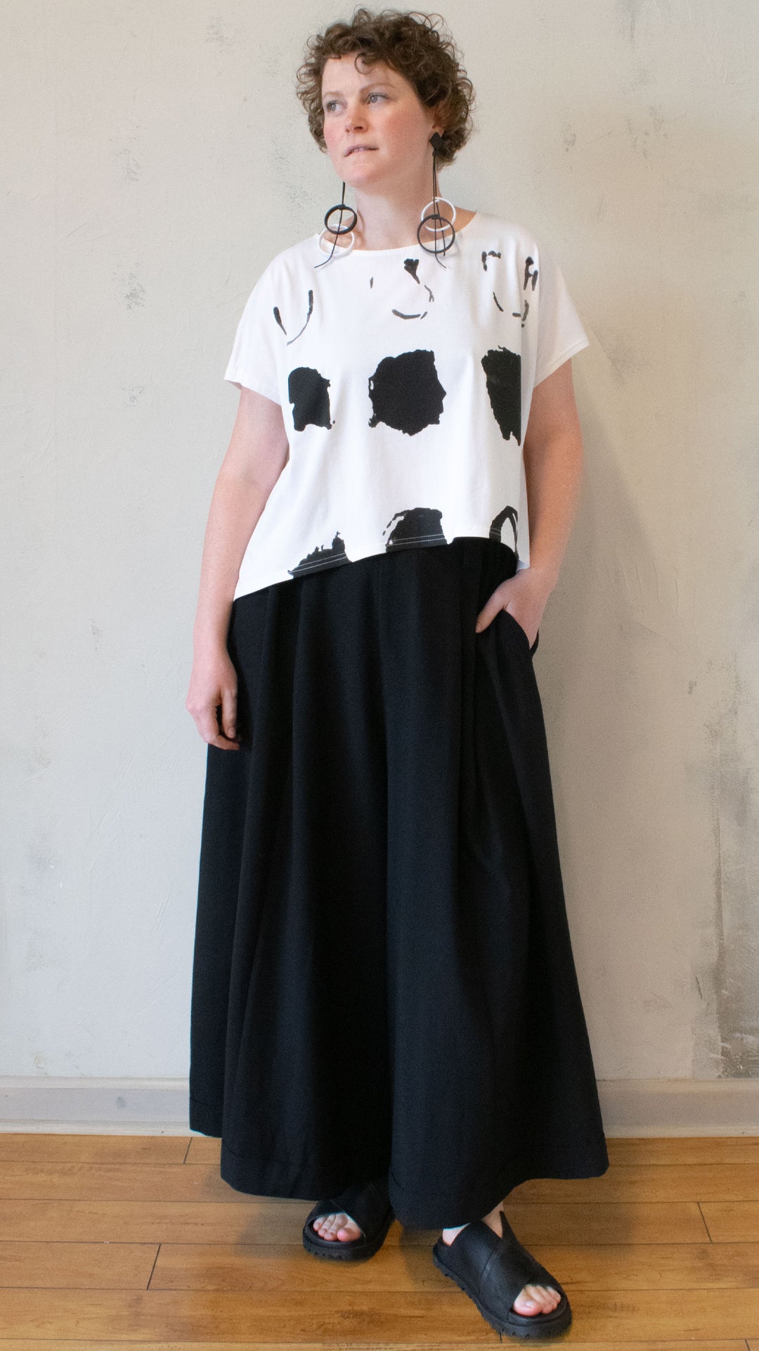Graphic Dot Tee