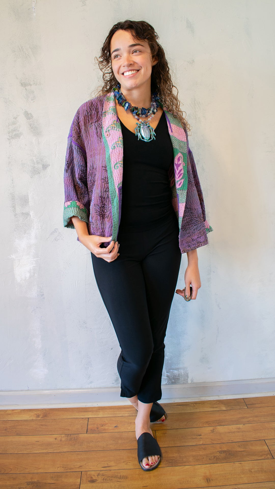 GC4034-0001A VINTAGE SILK GEORGETTE COTTON KANTHA STAND COLLAR CROPPED JACKET