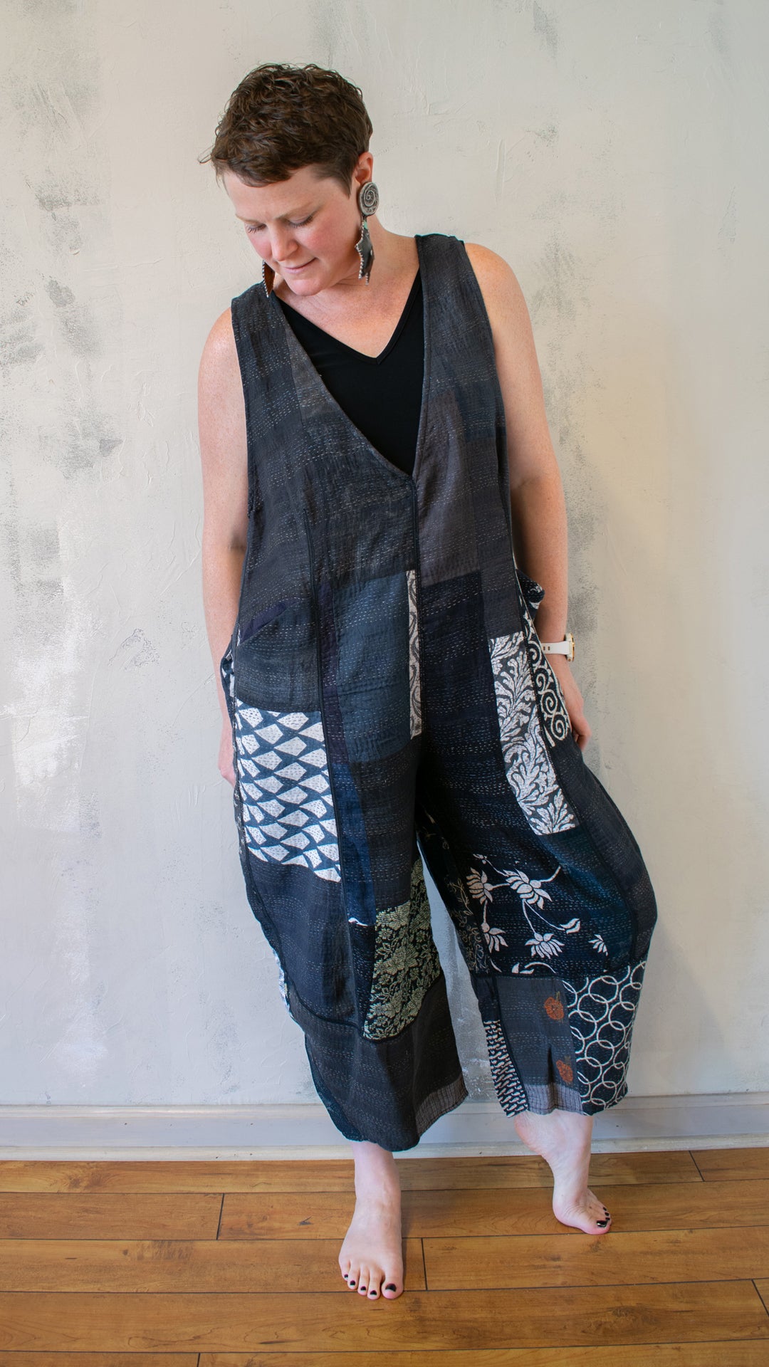 VINTAGE BOTTOM PRINT KANTHA V-NECK JUMPER