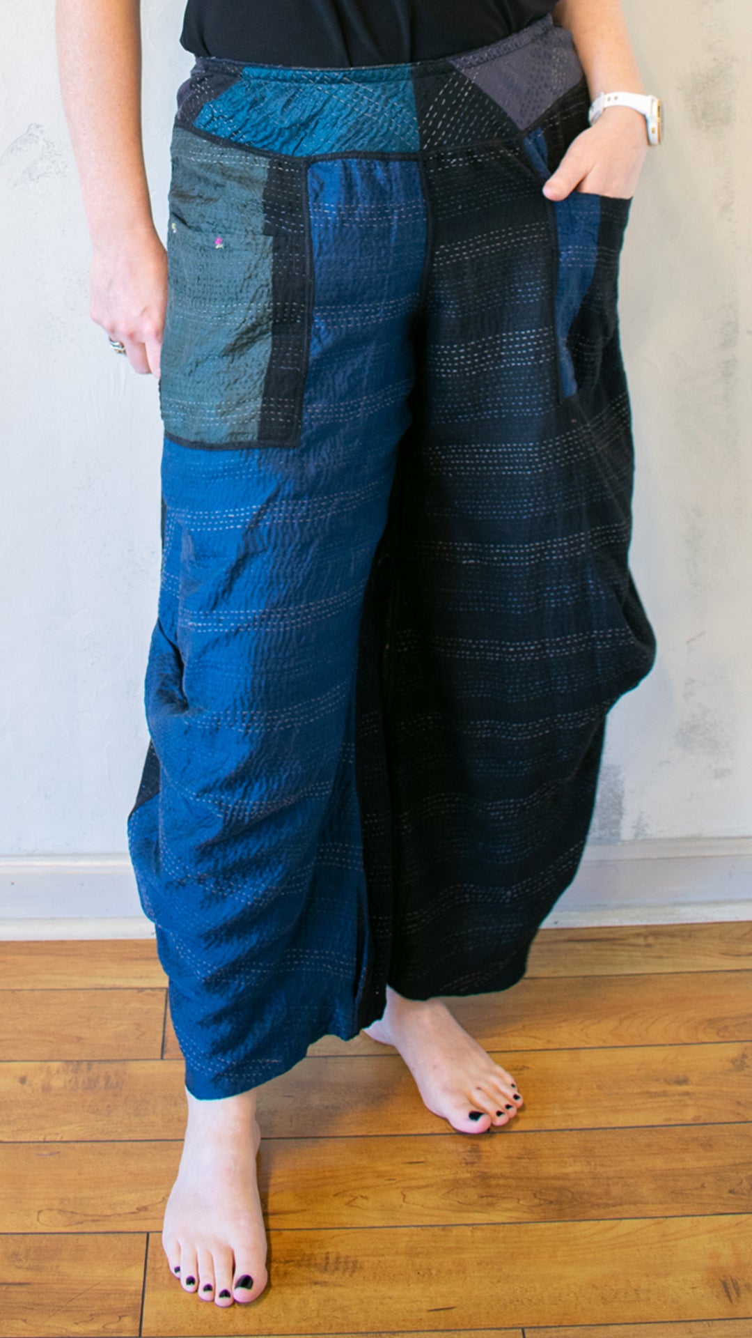 JP2625-CBLKL JAIPUR PATCH KANTHA KNEE TUCKED PANTS