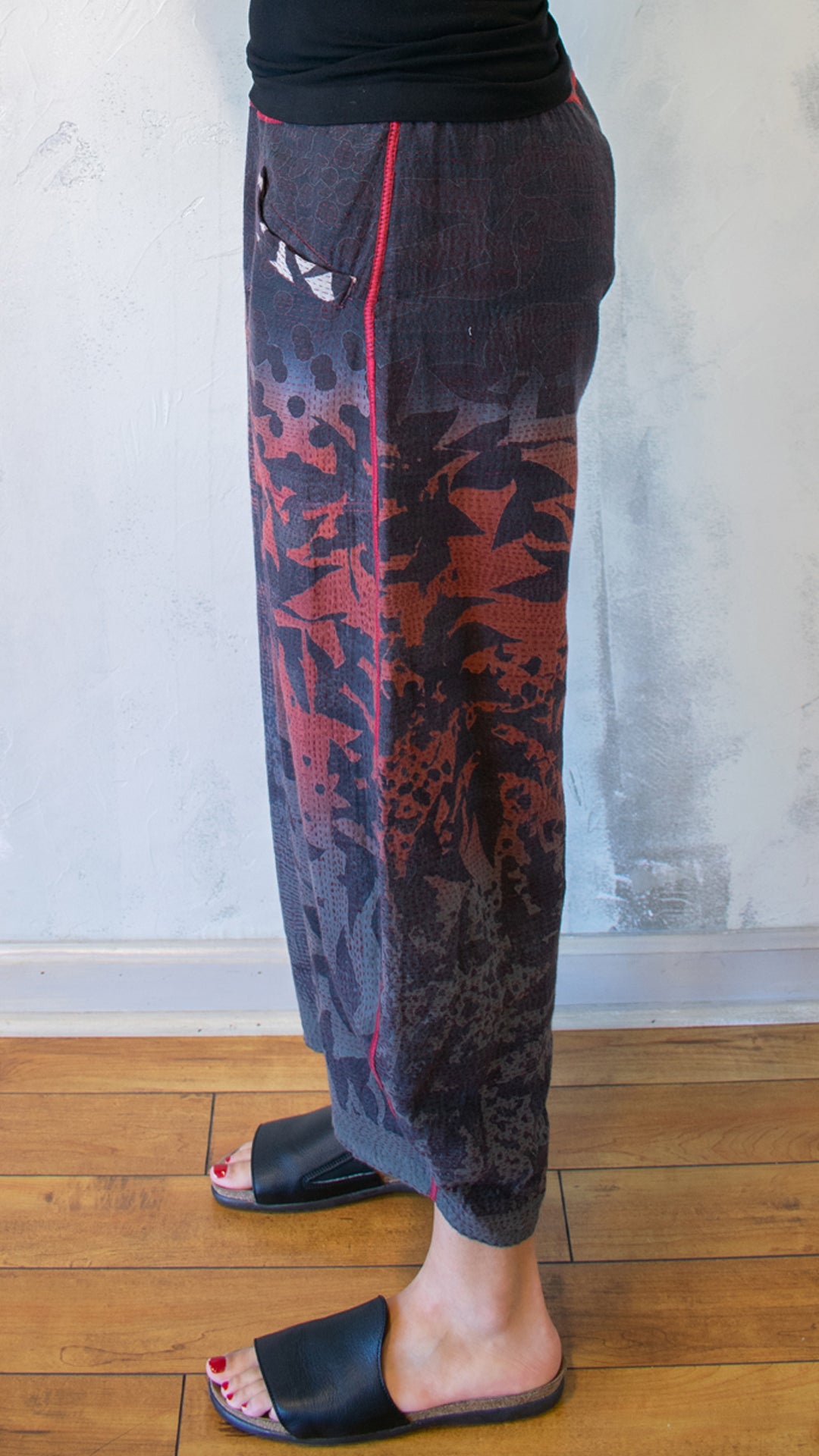 TP2605-CREDM MONOTONE TWLIGHT PRINT KANTHA HAREM PANTS