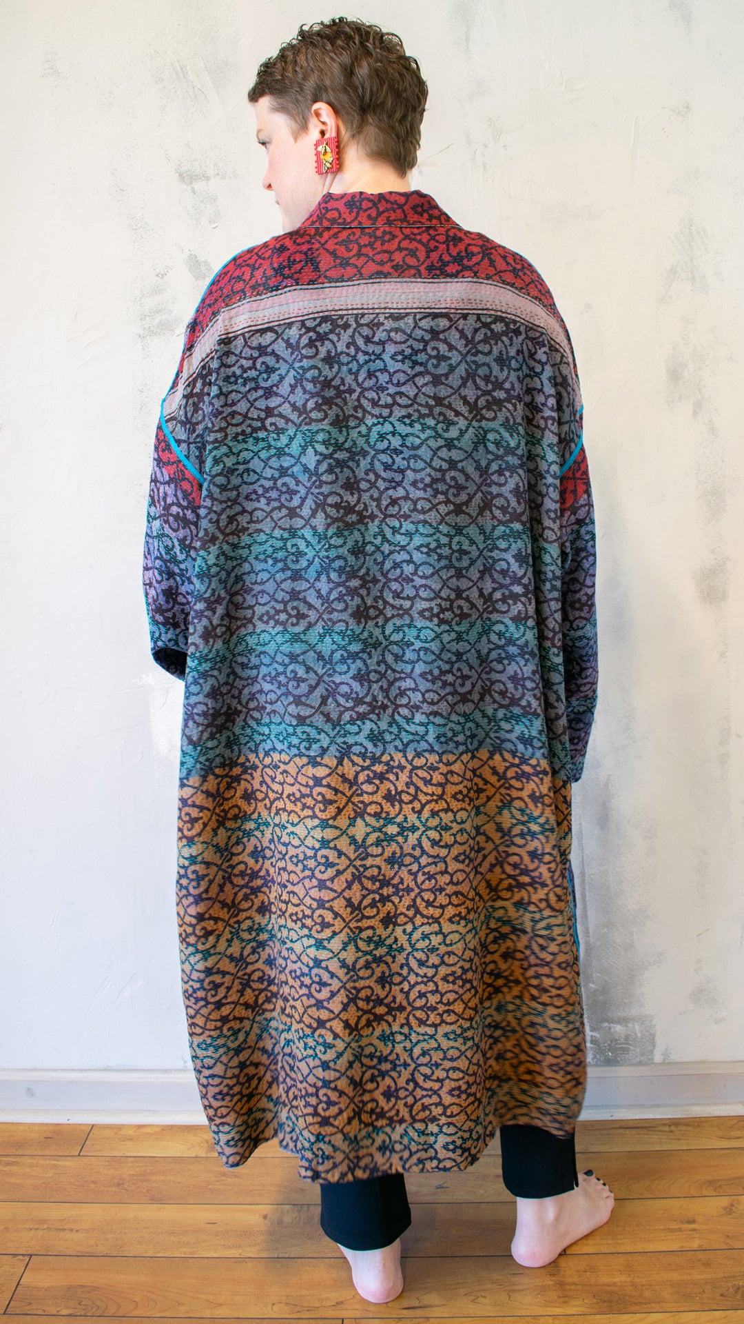 SG2342-0007A VINATGE SILK GEORGETTE KANTHA NEW OVERSIZED COAT