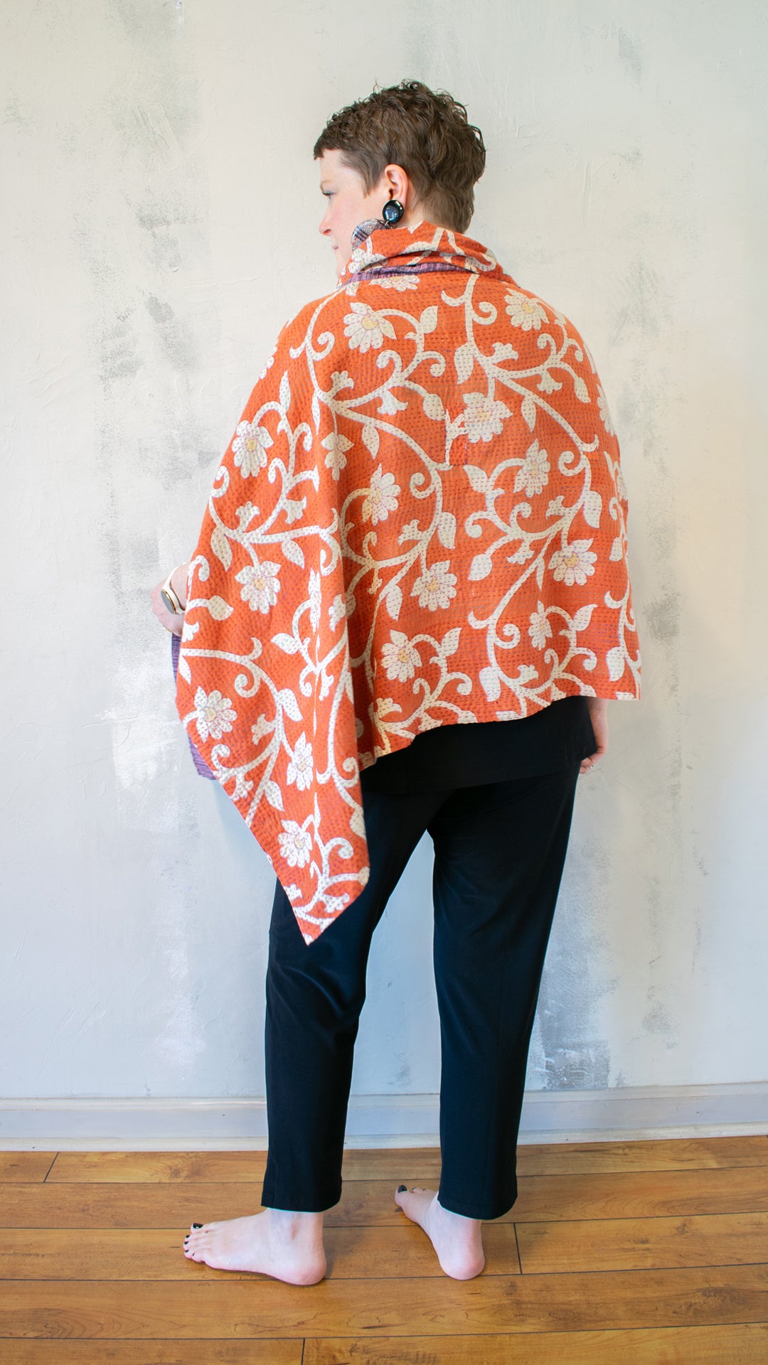 CV2842-CMLTA VINTAGE COTTON KANTHA COWL NECK LONG CAPE