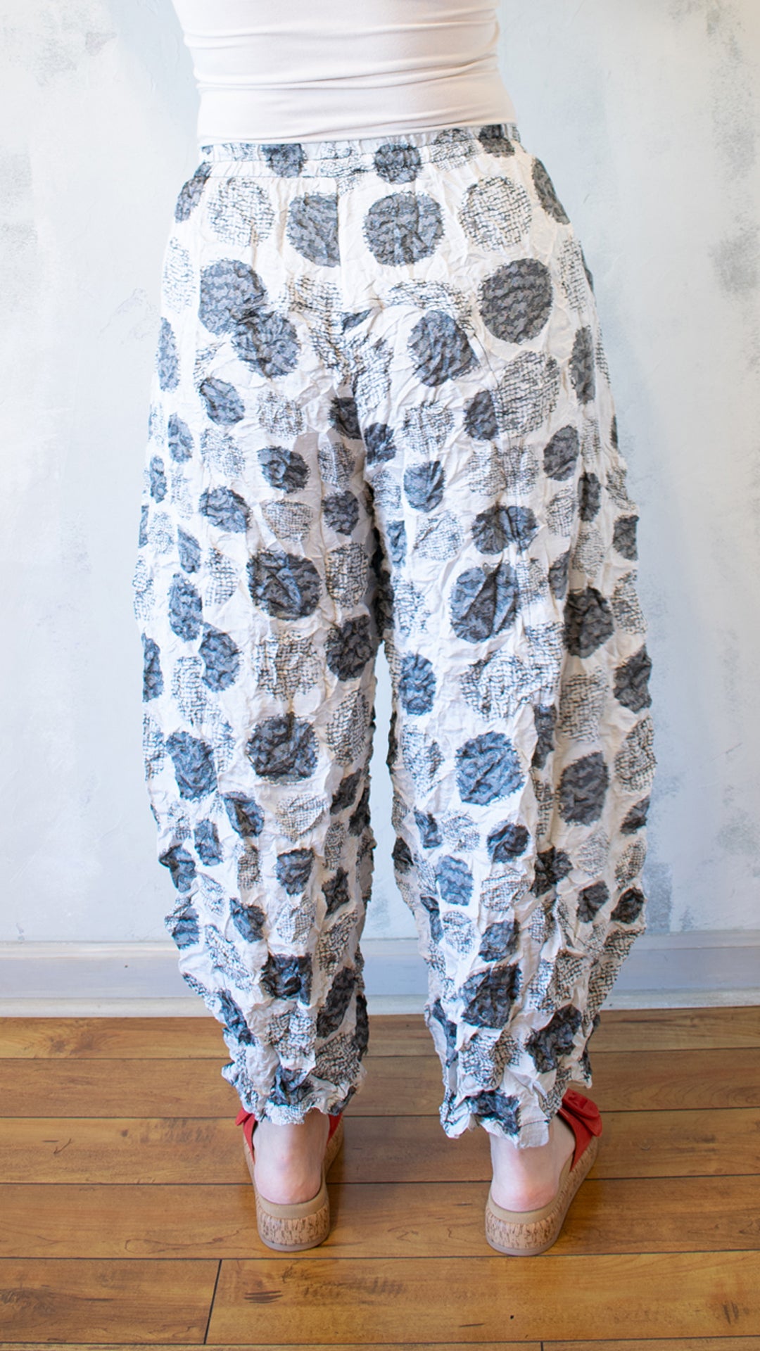 Crinkle Barrel Pant in Dots