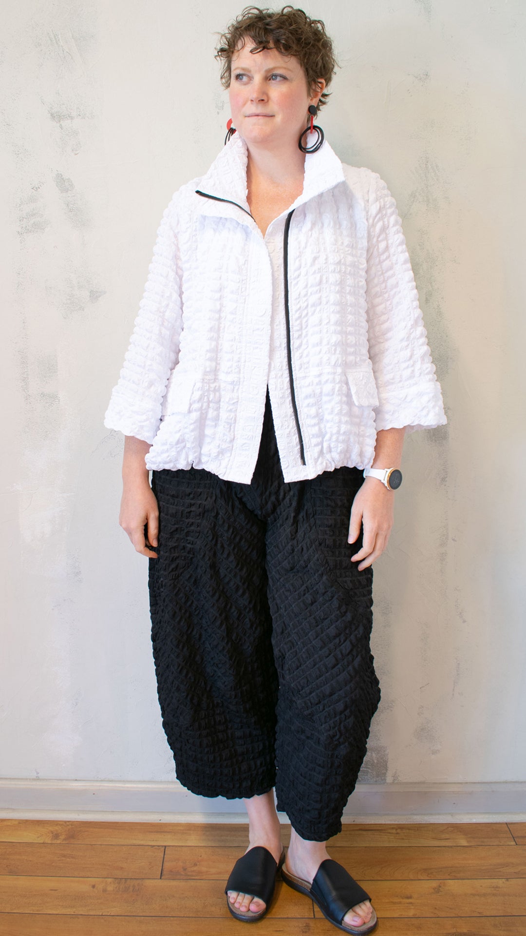Pucker Jacket in White