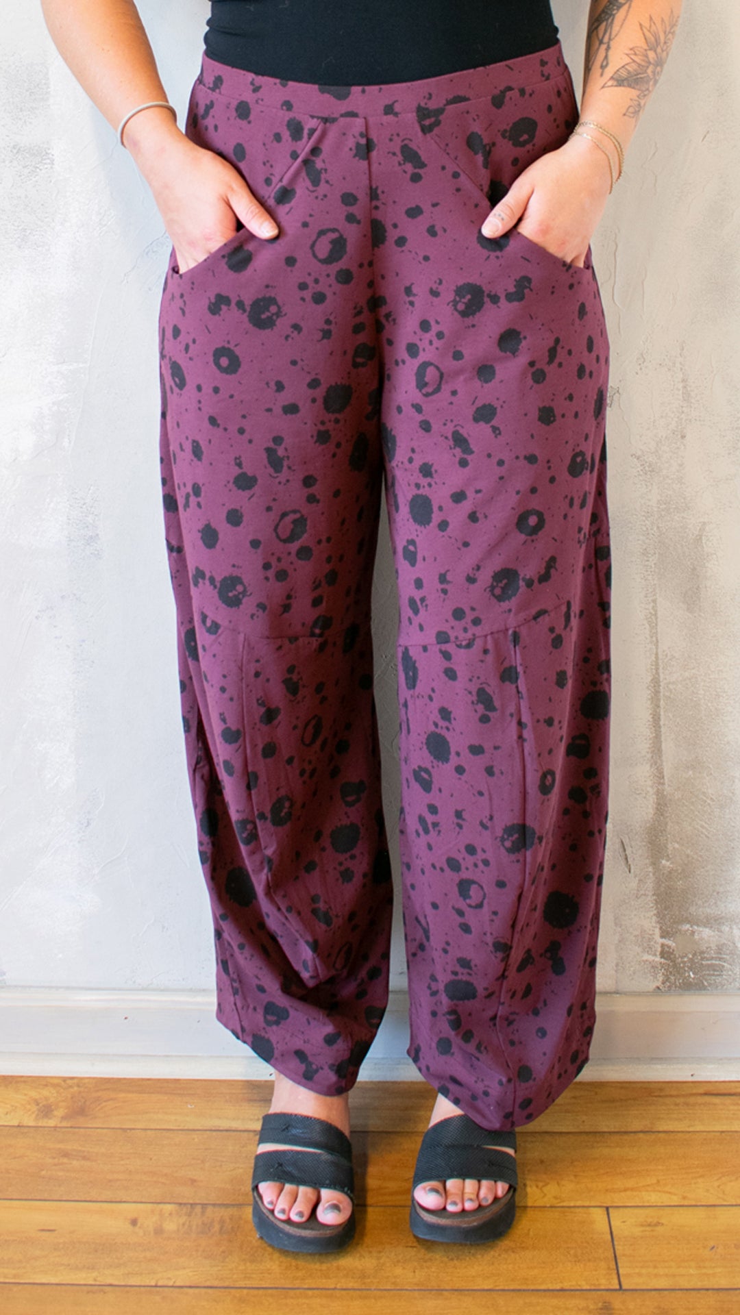 Roxanne Pant in Wine