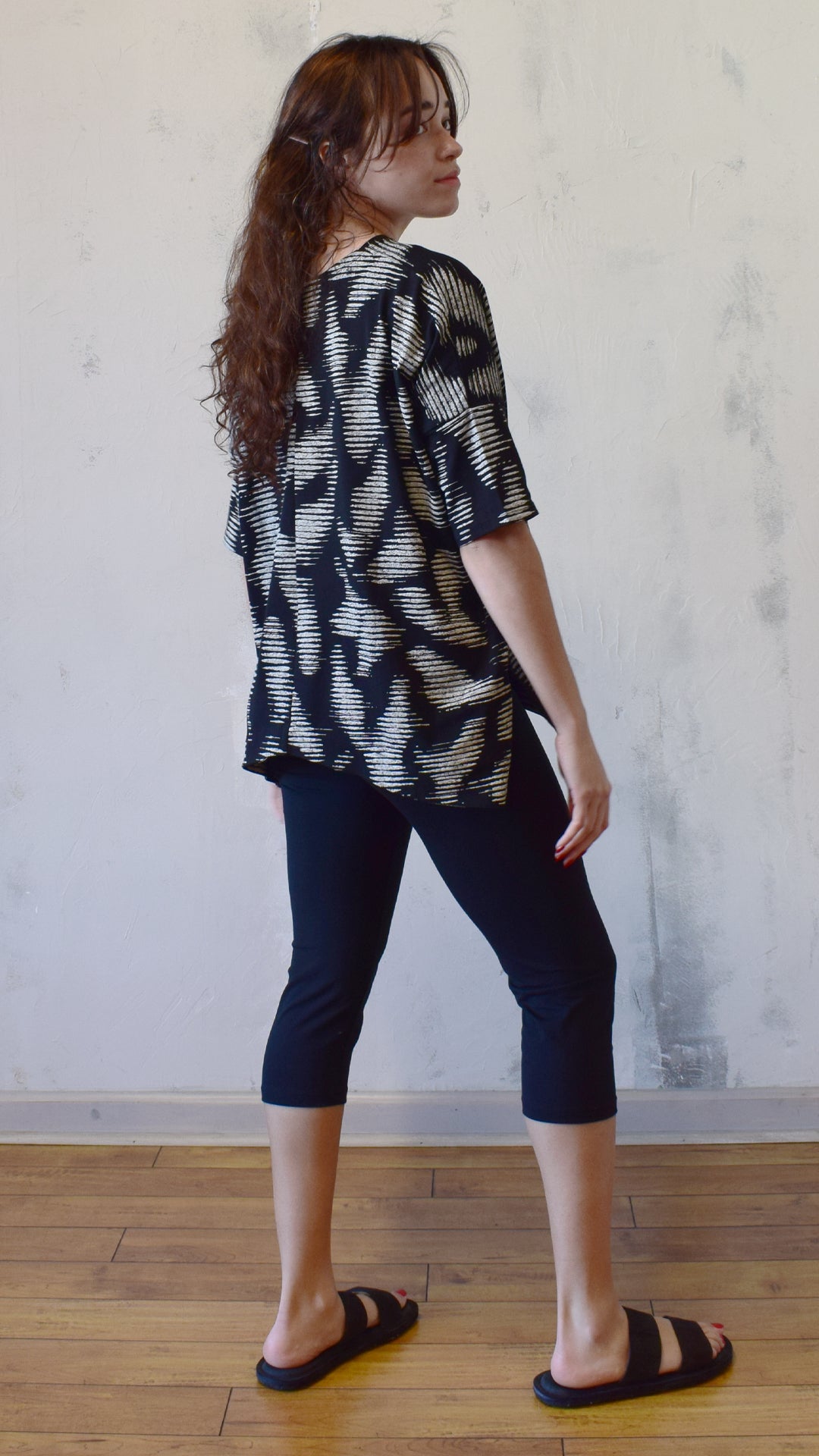 Eleanor Top in Black Lotus