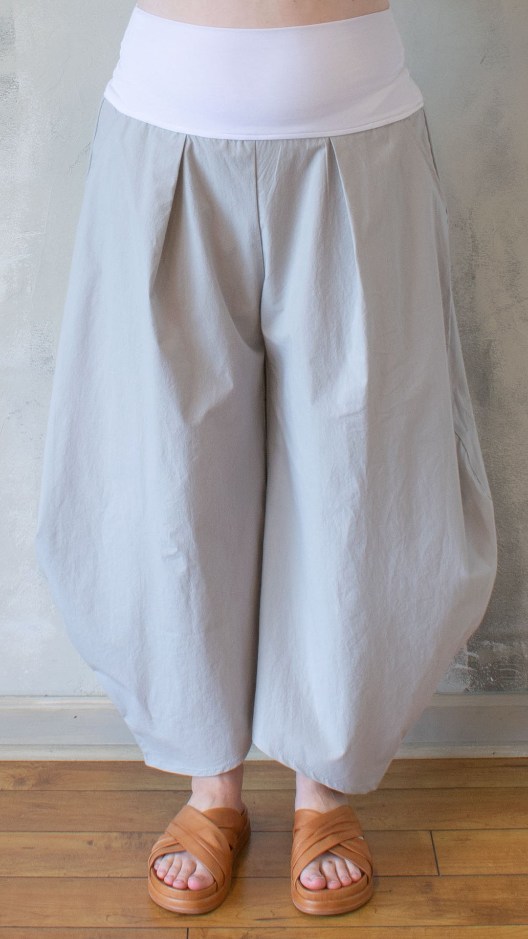 Raku Pant in Grey Cotton