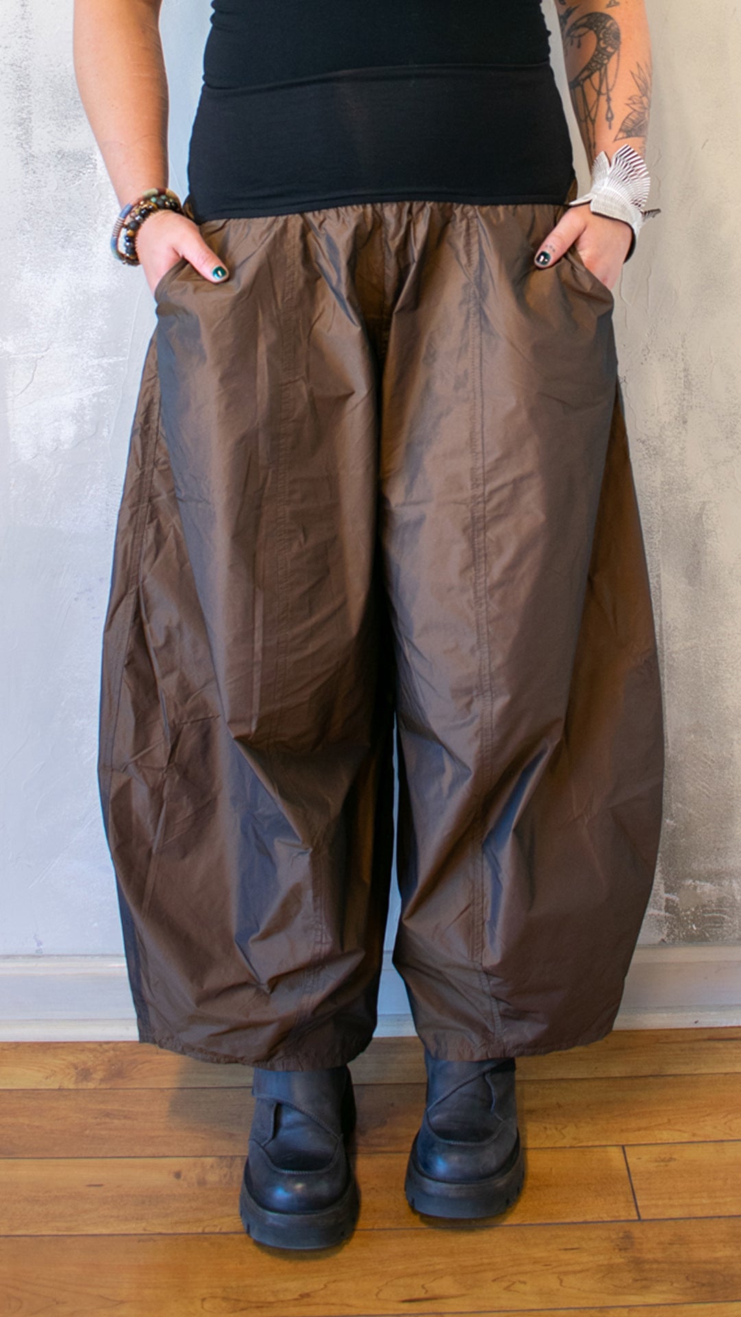 Basti Taffeta Pant in Bronze