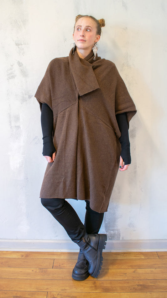 Cocoon Cardigan in Wood