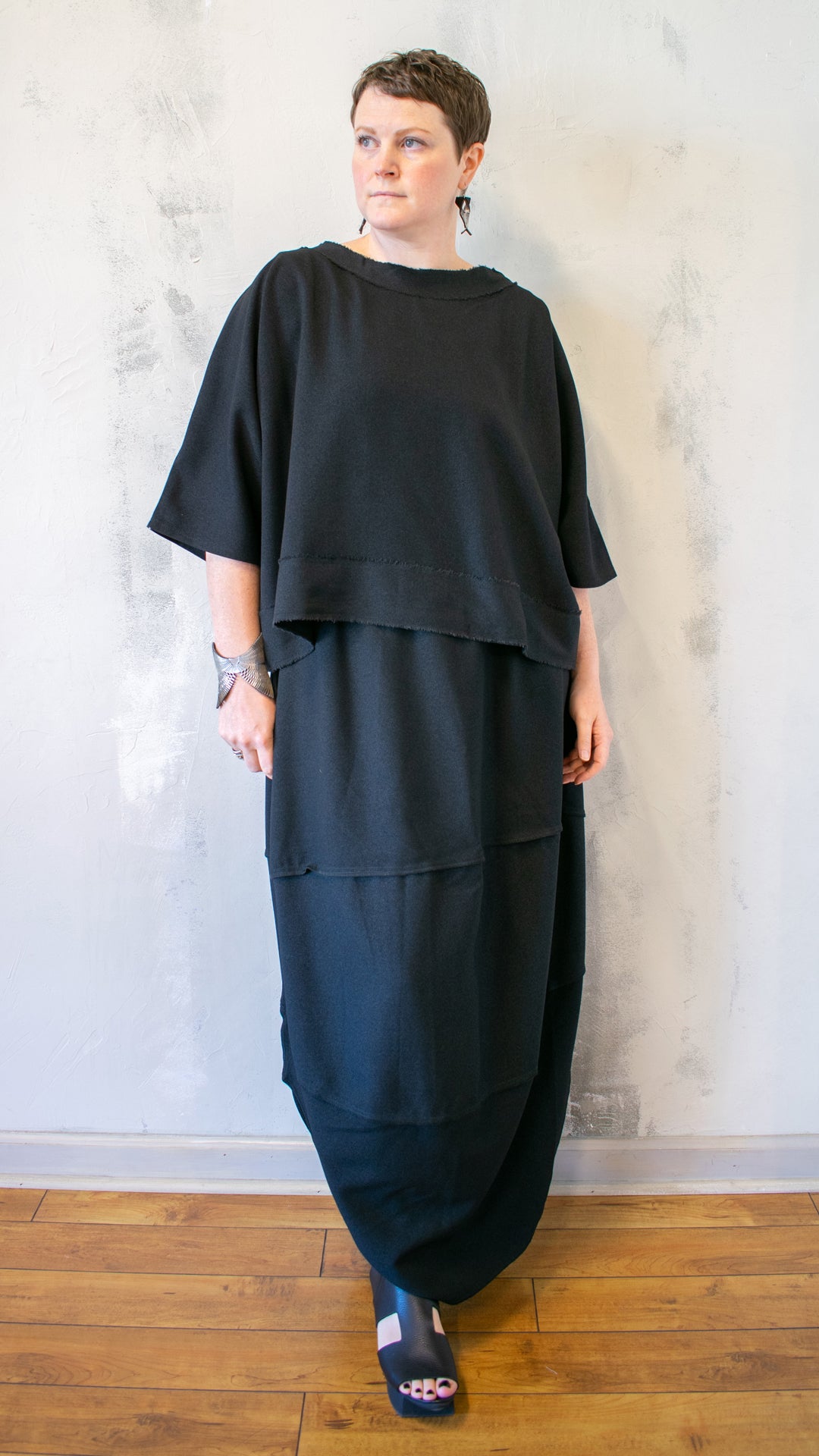 Tis Top in Black