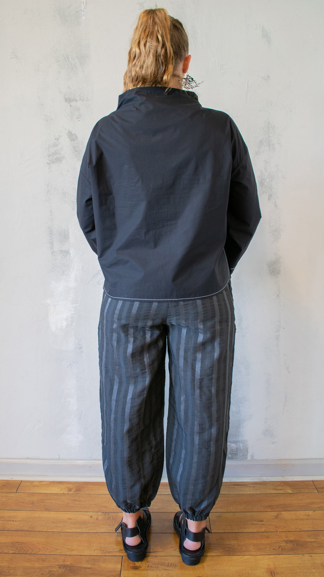 Contrast Top Stitch Button Up (Multiple Colors)
