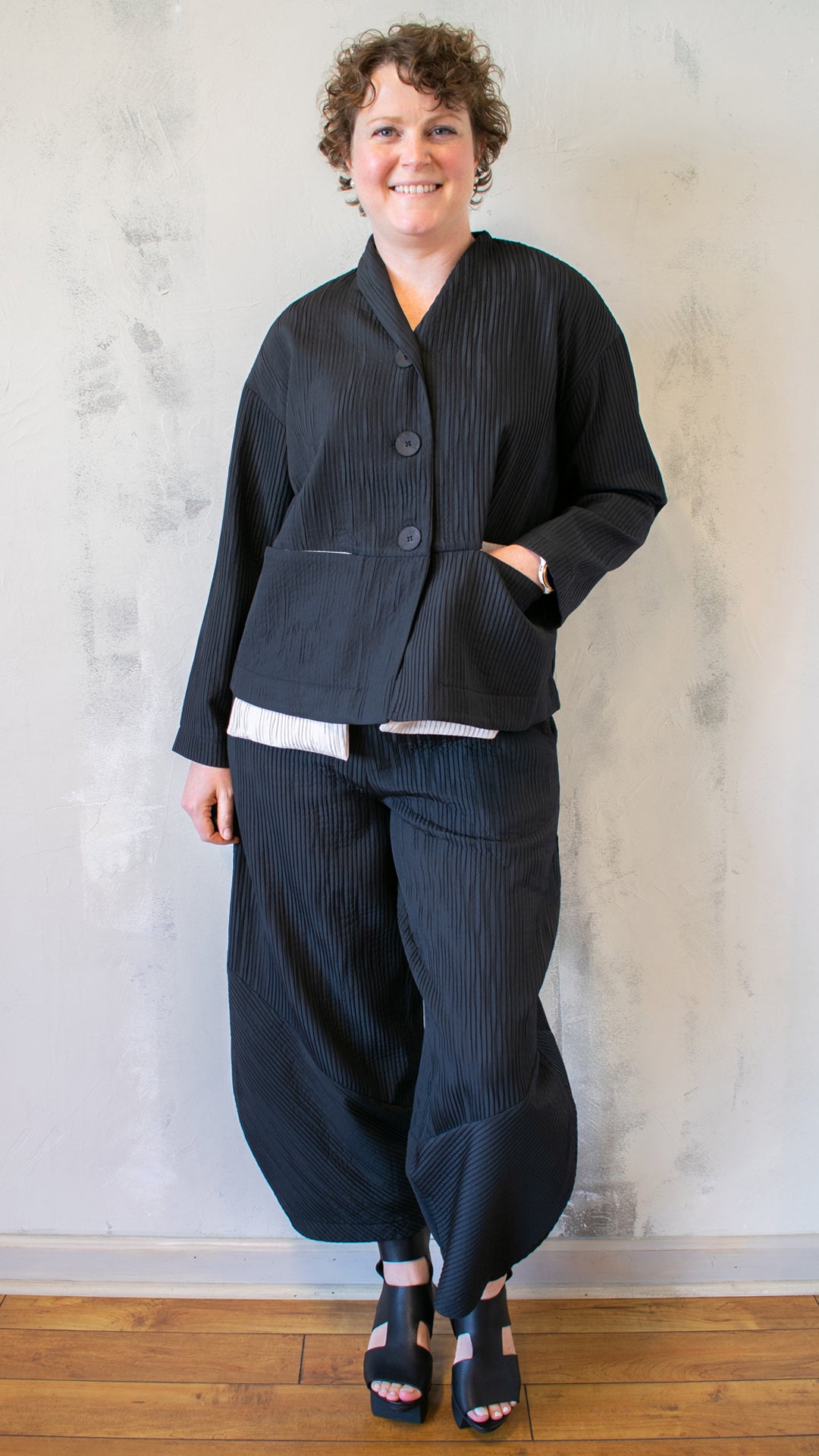 Peek-A-Boo Pocket Blazer