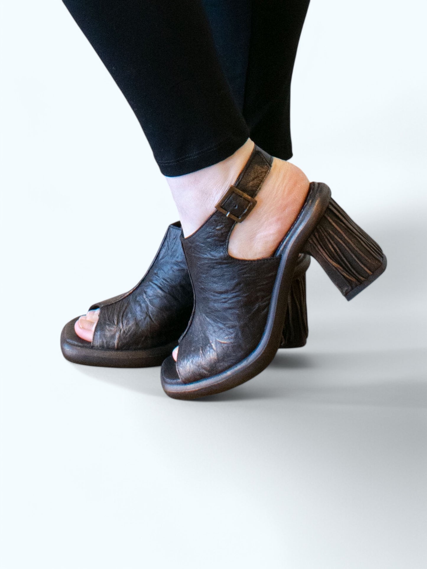 Monik Mule